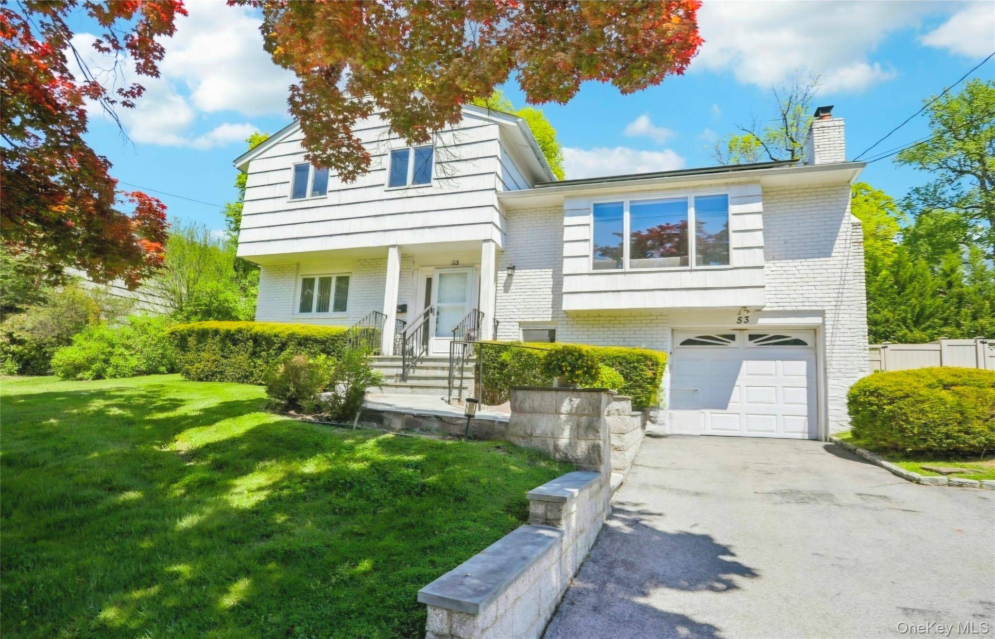 4 Bedroom Home for Sale in Scarsdale - New York - USA - 1