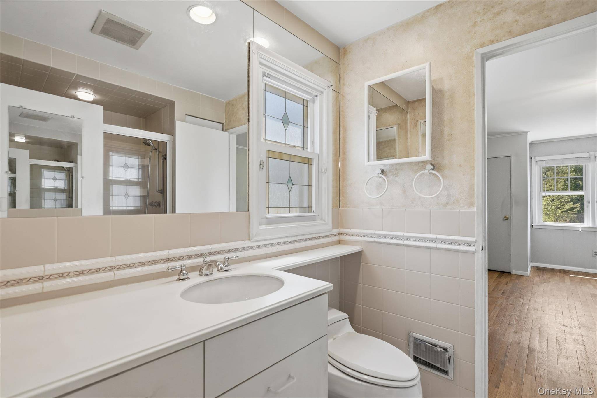 Casa de 4 Dormitorios en Venta en Scarsdale - Nueva York - EE. UU. - 8