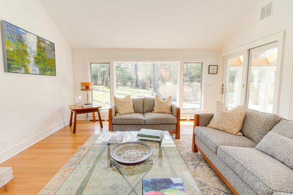 Casa com 4 Quartos à Venda em Setauket - Nova Iorque - EUA - 8