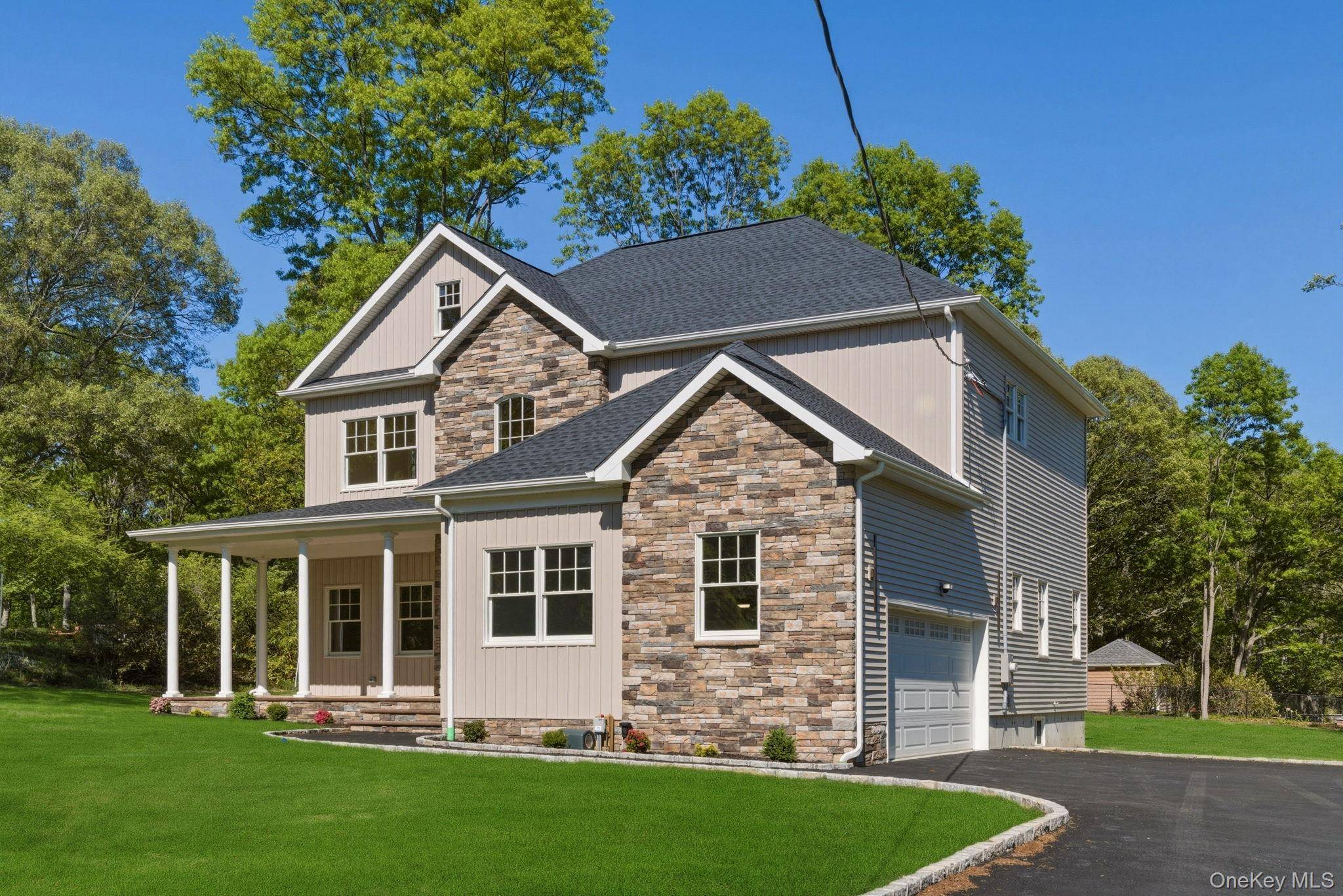 Casa com 4 Quartos à Venda em Smithtown - Nova Iorque - EUA - 3