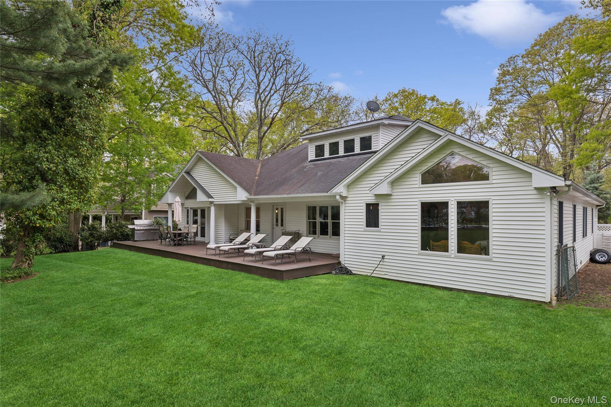 Casa com 4 Quartos à Venda em Smithtown - Nova Iorque - EUA - 6