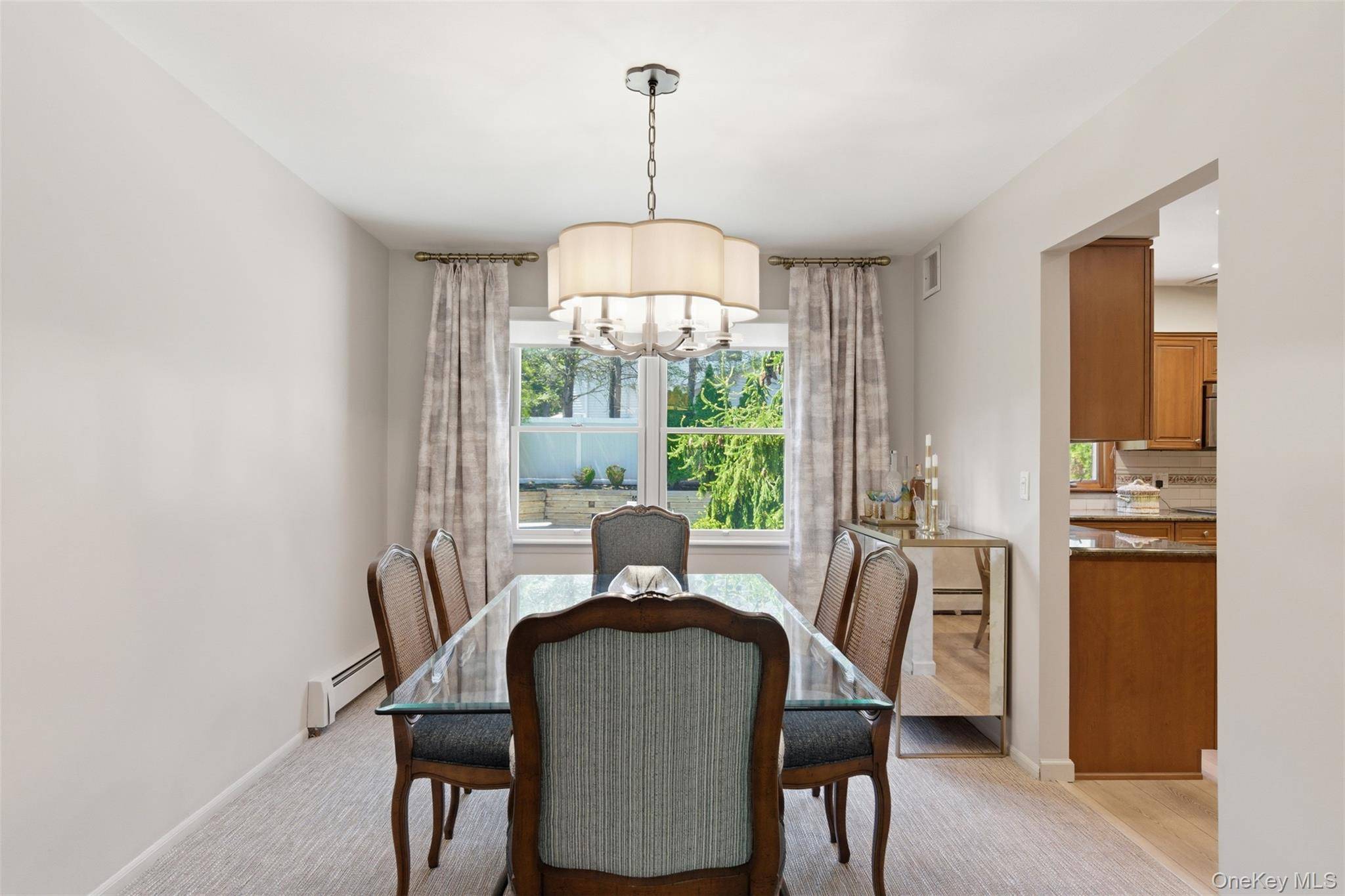 Casa de 4 Dormitorios en Venta en Smithtown - Nueva York - EE. UU. - 5