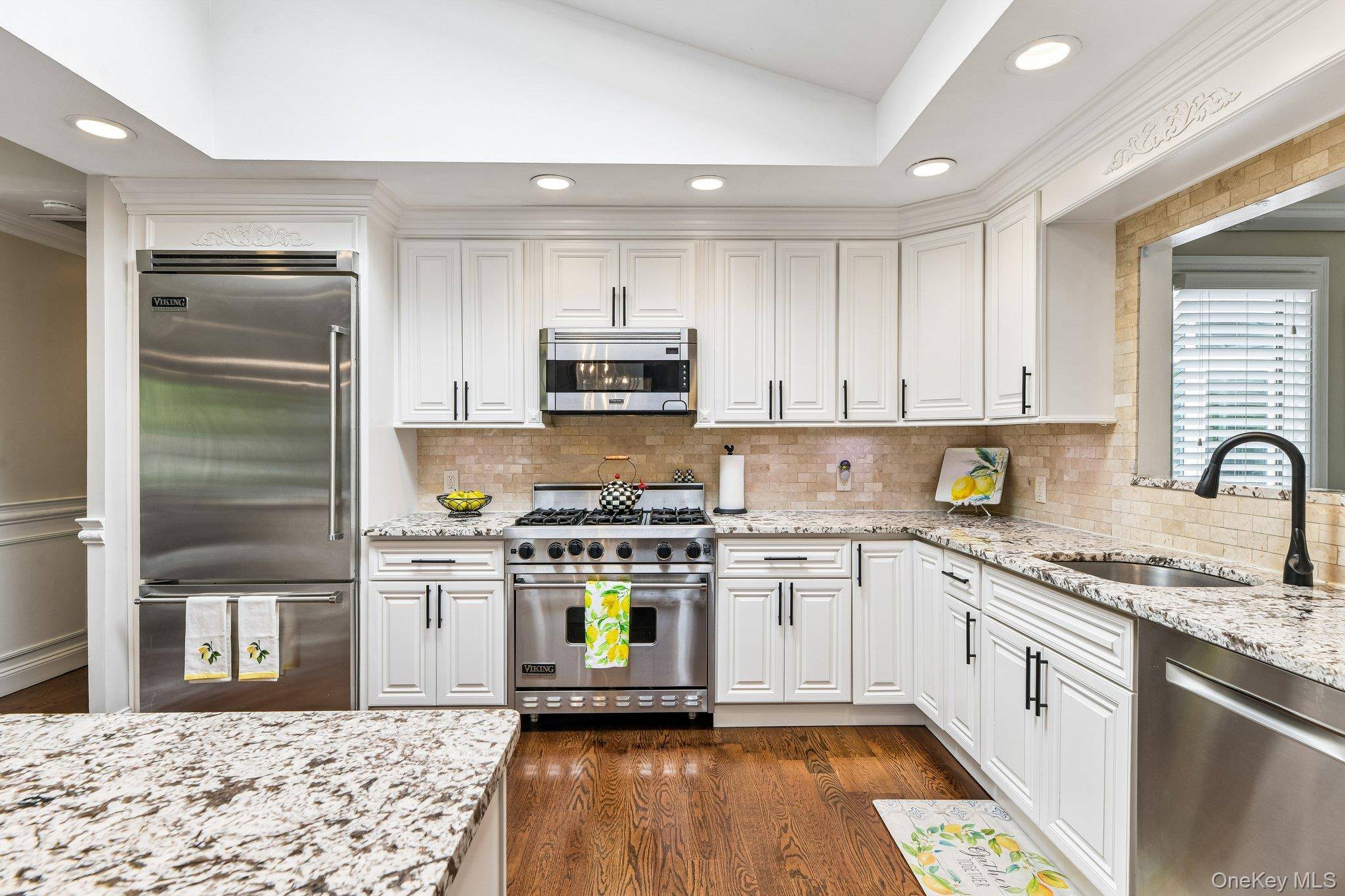 Casa com 4 Quartos à Venda em Smithtown - Nova Iorque - EUA - 7