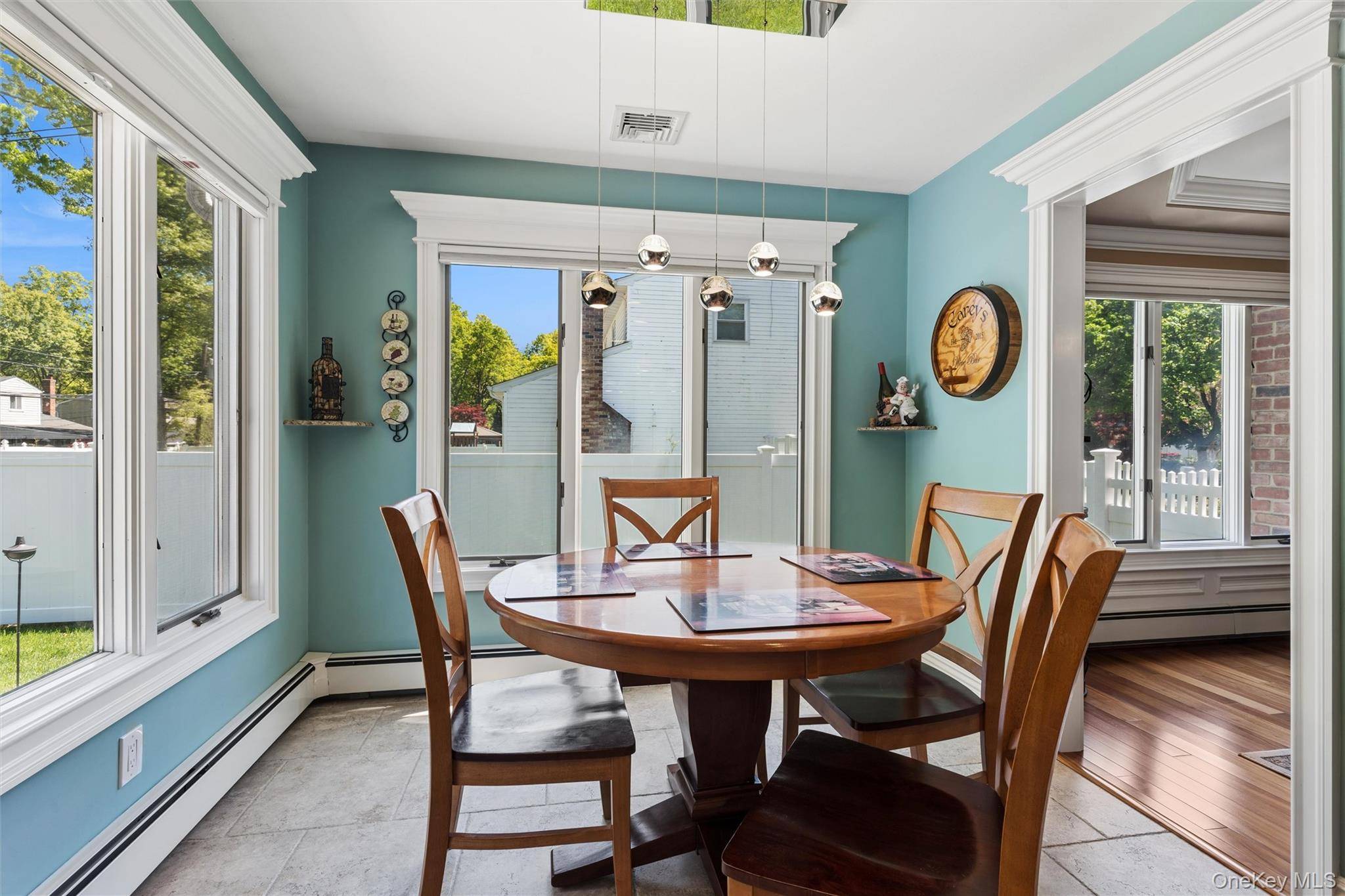 Casa de 4 Dormitorios en Venta en Smithtown - Nueva York - EE. UU. - 8