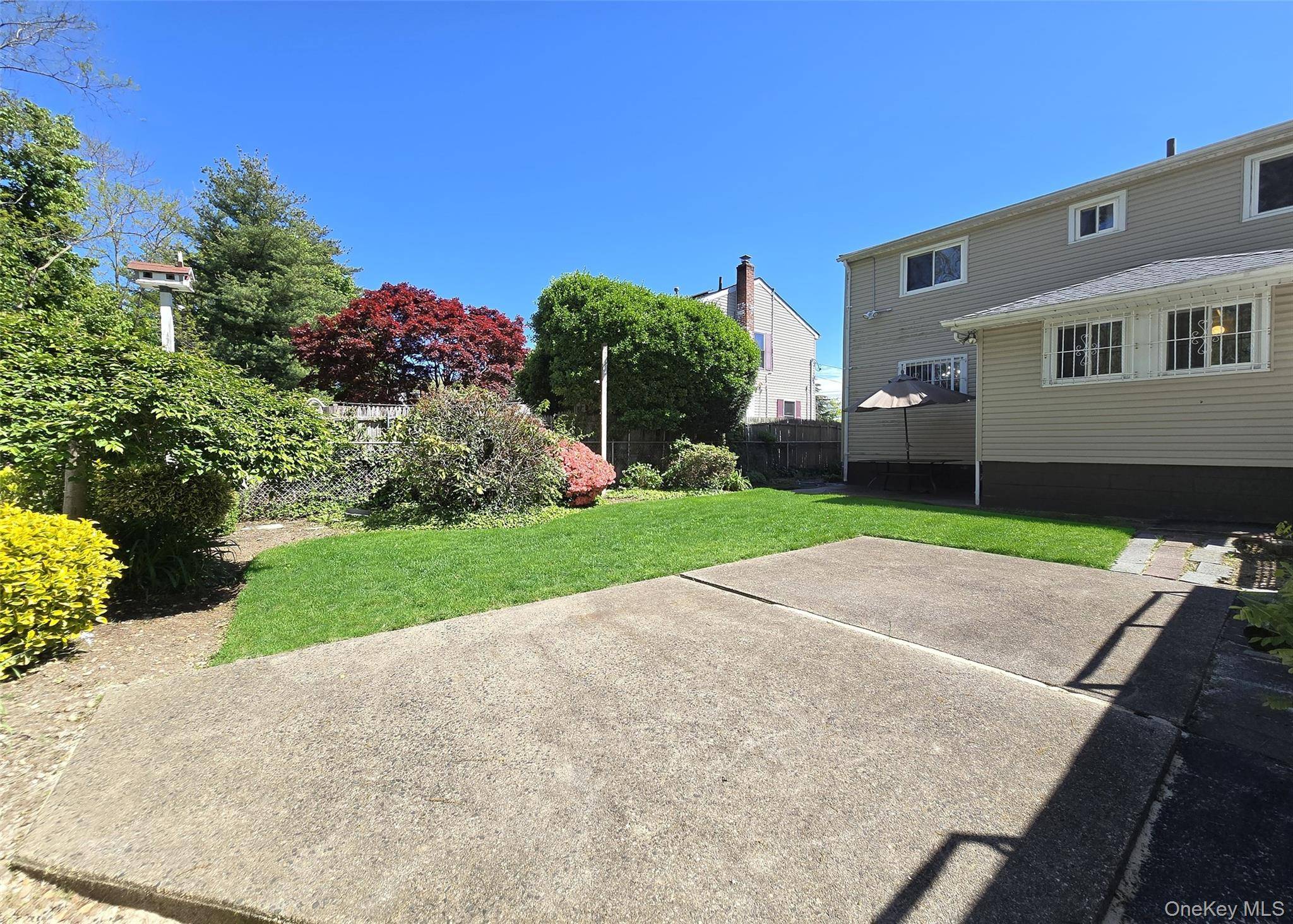 4 Bedroom Home for Sale in South Hempstead - New York - USA - 4
