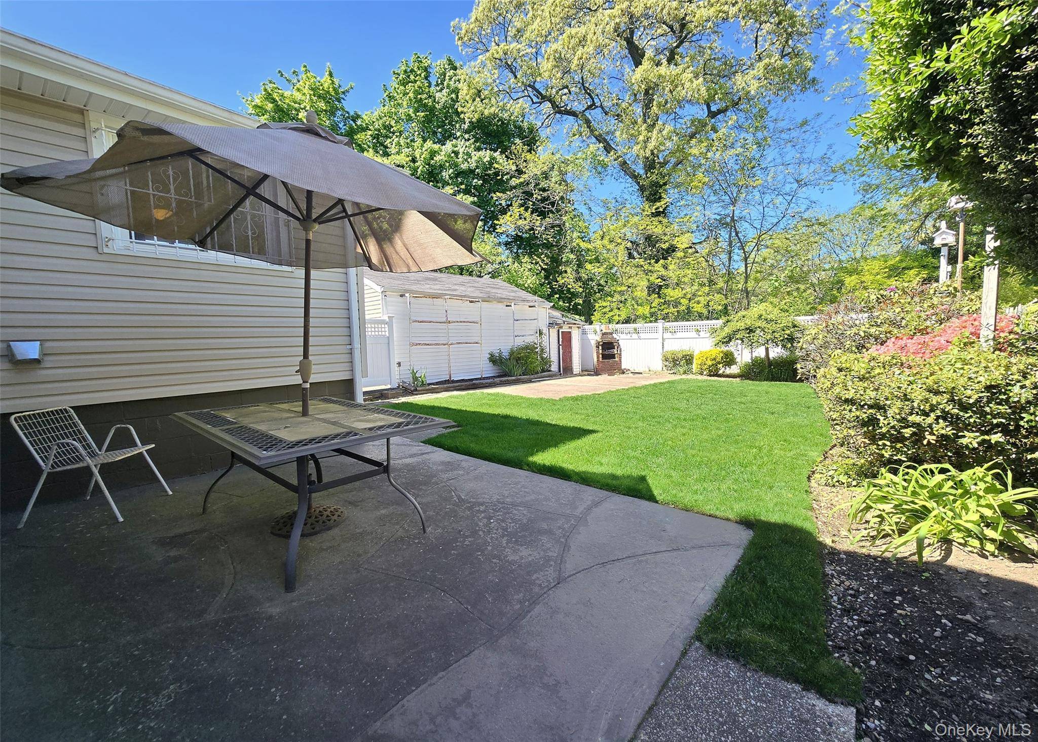 4 Bedroom Home for Sale in South Hempstead - New York - USA - 5
