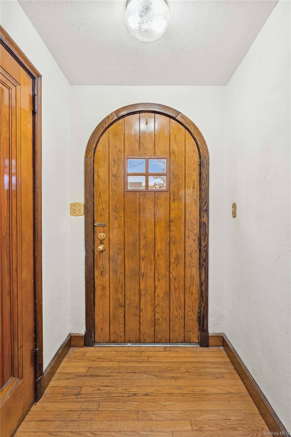 Casa de 4 Dormitorios en Venta en Staten Island - Nueva York - EE. UU. - 6
