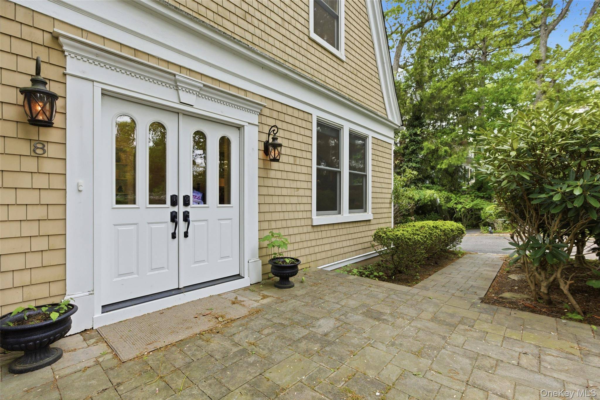 Casa de 4 Dormitorios en Venta en Stony Brook - Nueva York - EE. UU. - 2