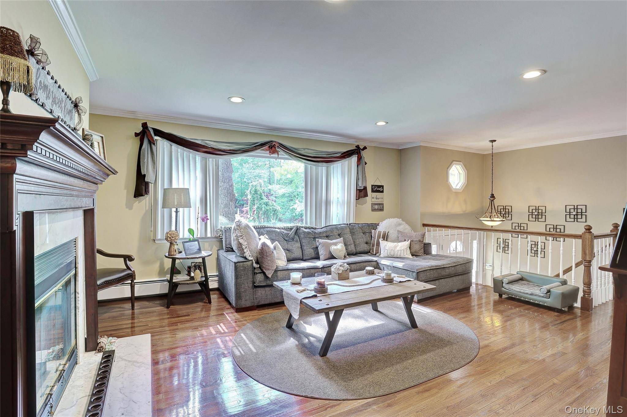 Casa com 4 Quartos à Venda em Suffern - Nova Iorque - EUA - 7