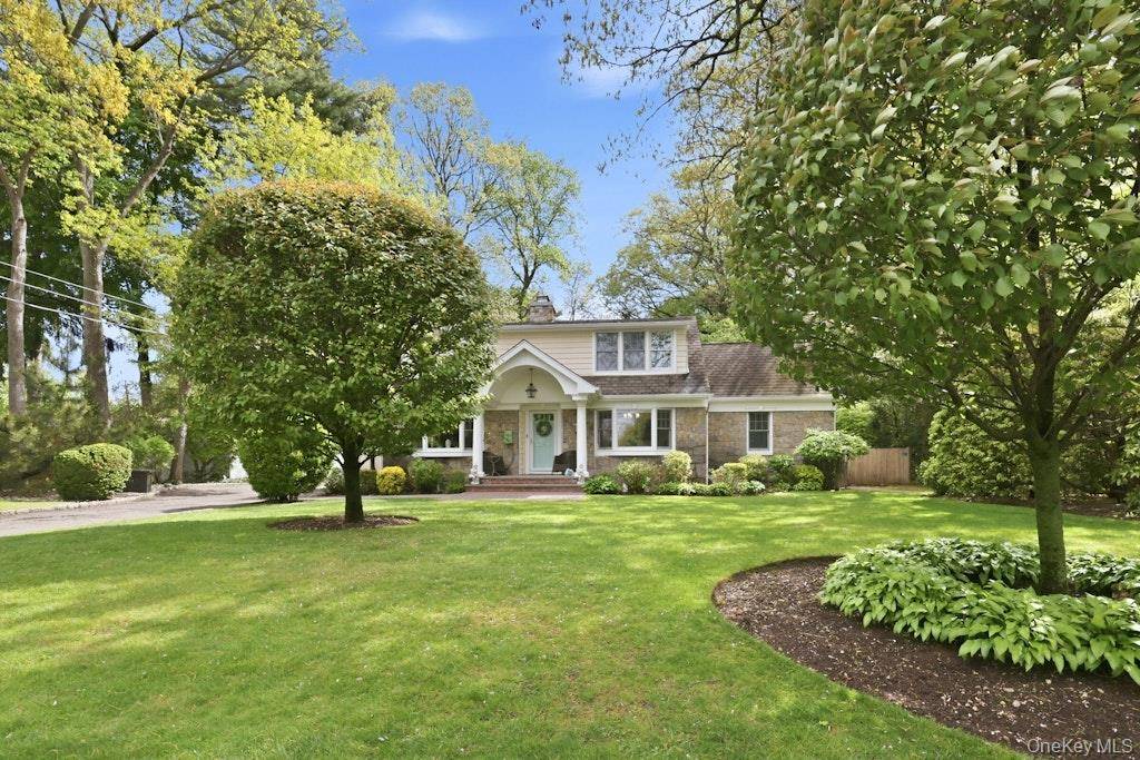 Casa com 4 Quartos à Venda em Syosset - Nova Iorque - EUA - 1