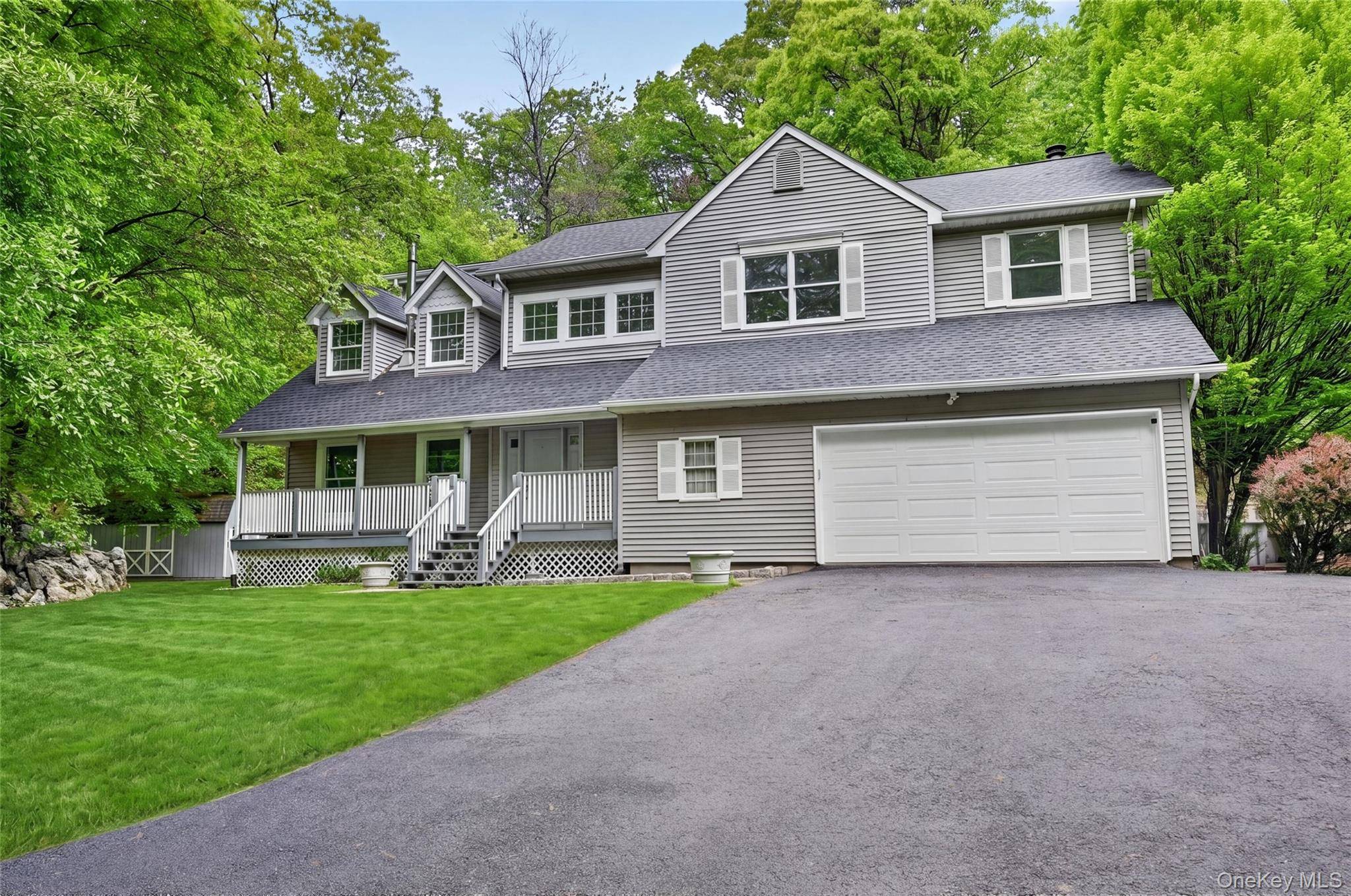 4 Bedroom Home for Sale in Tomkins Cove - New York - USA - 1