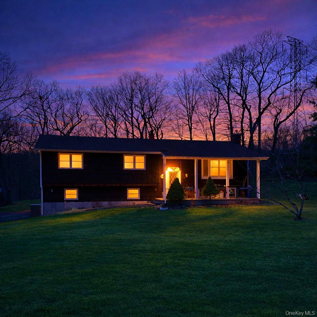 Casa com 4 Quartos à Venda em Tuxedo Park - Nova Iorque - EUA - 2