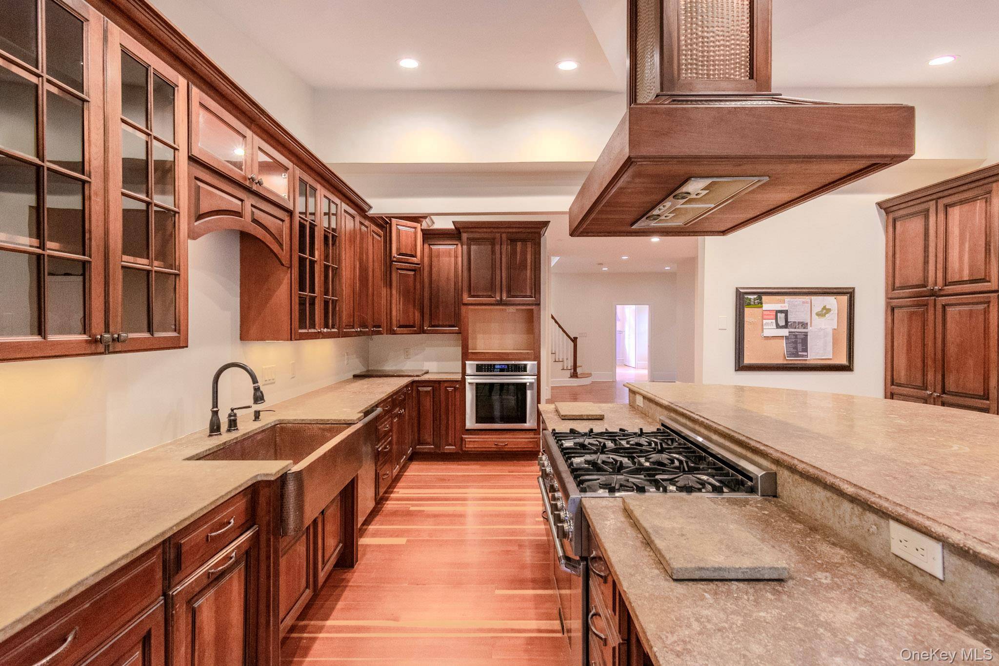 Casa de 4 Dormitorios en Venta en Tuxedo Park - Nueva York - EE. UU. - 8