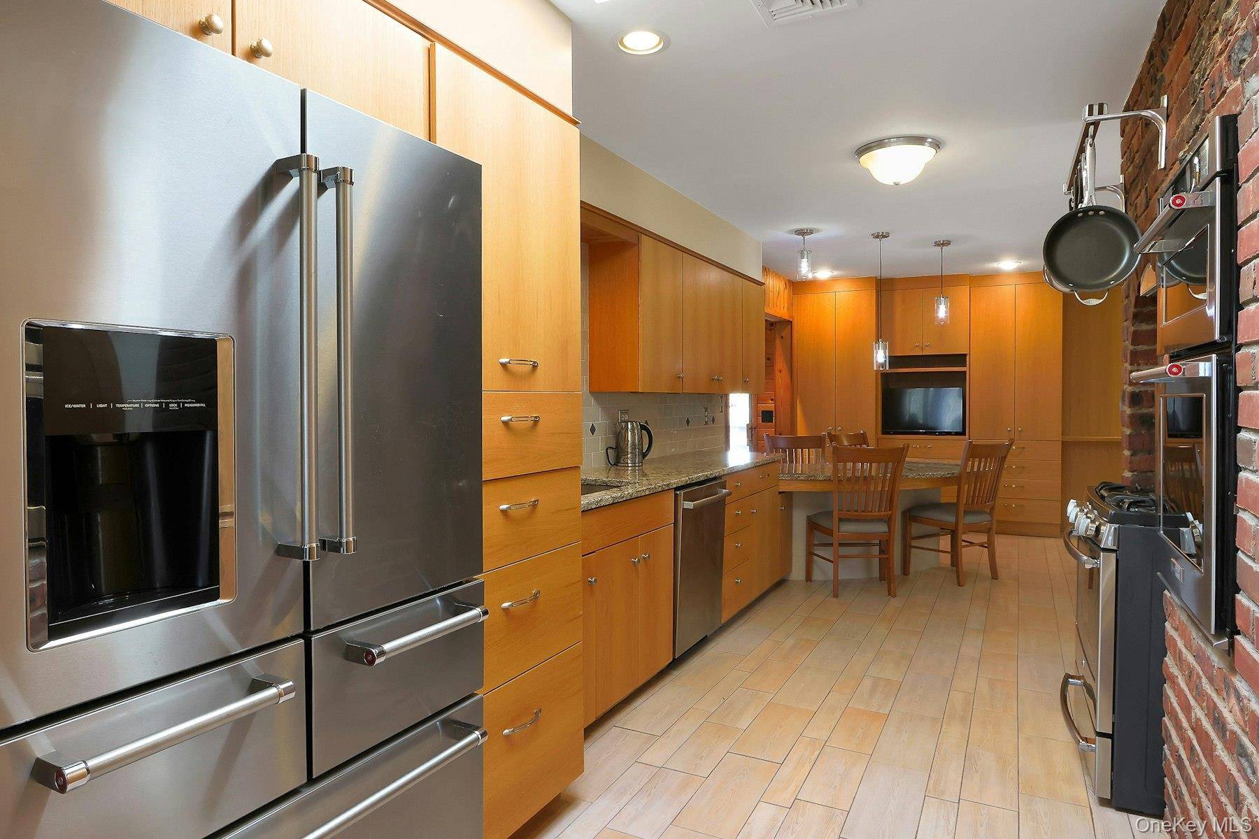 Casa de 4 Dormitorios en Venta en Tuxedo Park - Nueva York - EE. UU. - 7