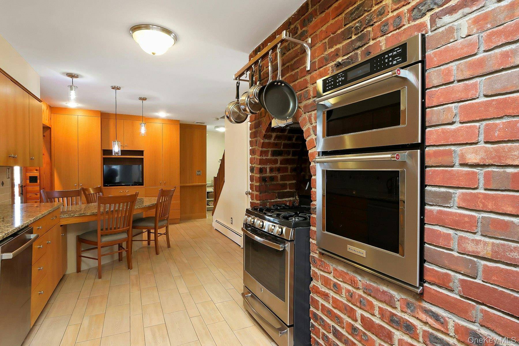 Casa de 4 Dormitorios en Venta en Tuxedo Park - Nueva York - EE. UU. - 8