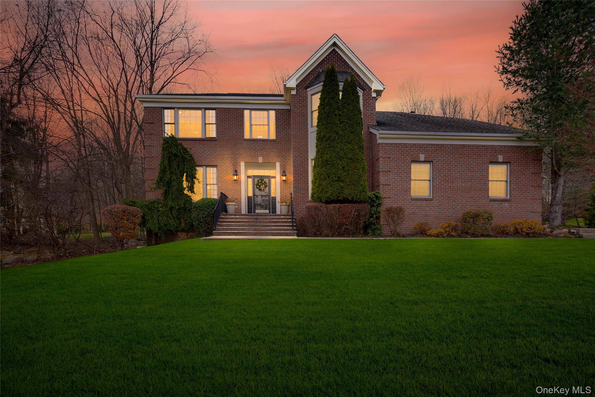 Casa de 4 Dormitorios en Venta en Tuxedo Park - Nueva York - EE. UU. - 2