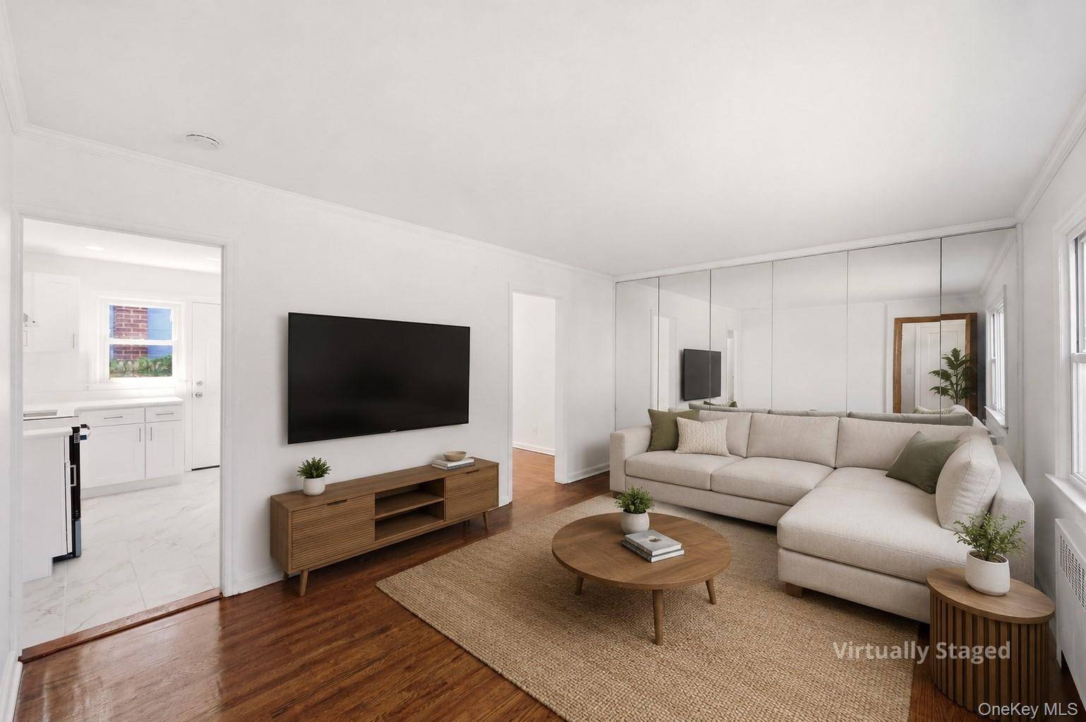 Casa de 4 Dormitorios en Venta en Uniondale - Nueva York - EE. UU. - 5