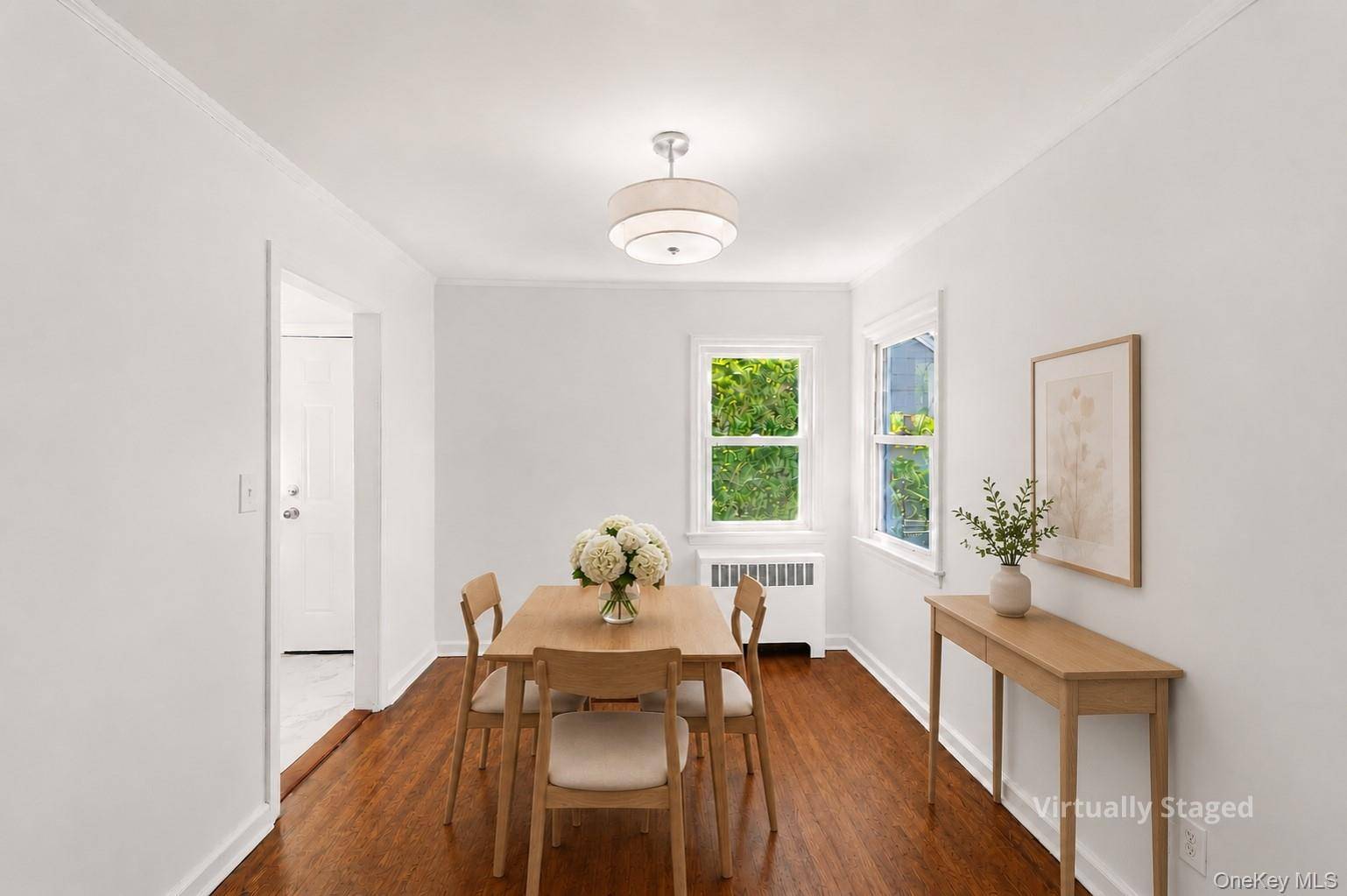 Casa de 4 Dormitorios en Venta en Uniondale - Nueva York - EE. UU. - 8