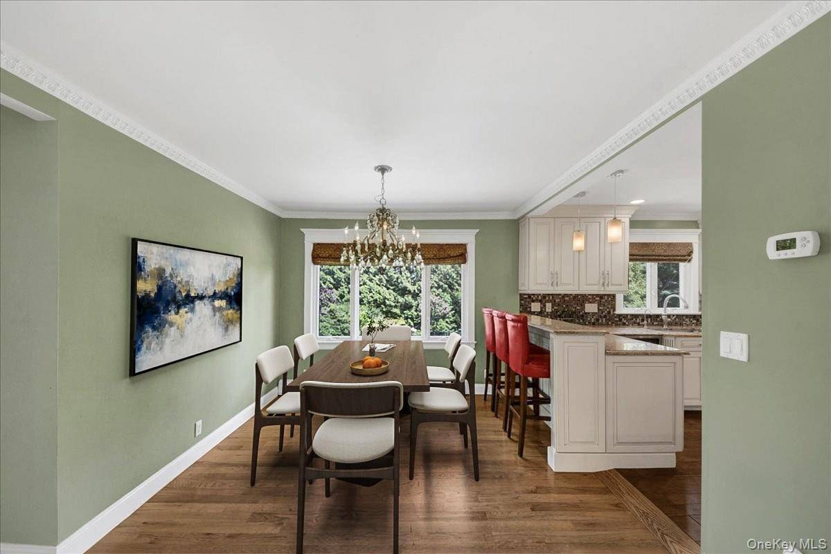 Casa de 4 Dormitorios en Venta en Valhalla - Nueva York - EE. UU. - 7