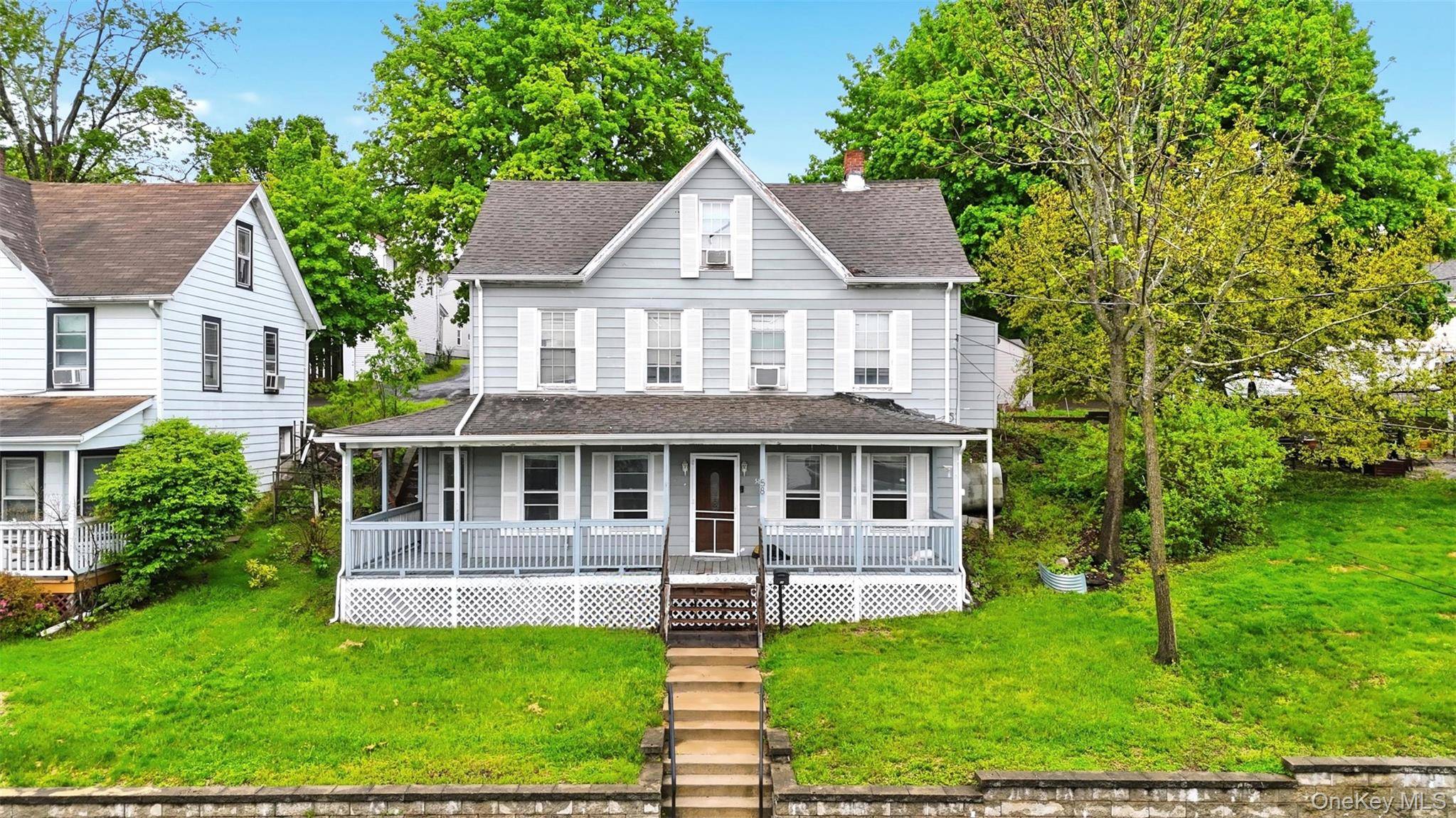 Casa com 4 Quartos à Venda em Walden - Nova Iorque - EUA - 1
