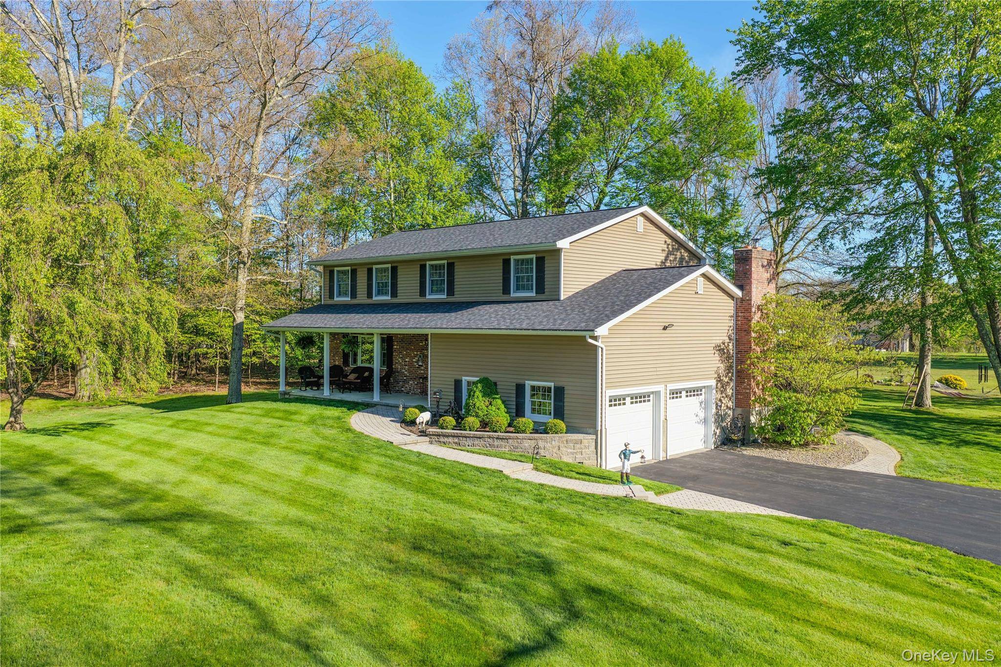 Casa com 4 Quartos à Venda em Wallkill - Nova Iorque - EUA - 1