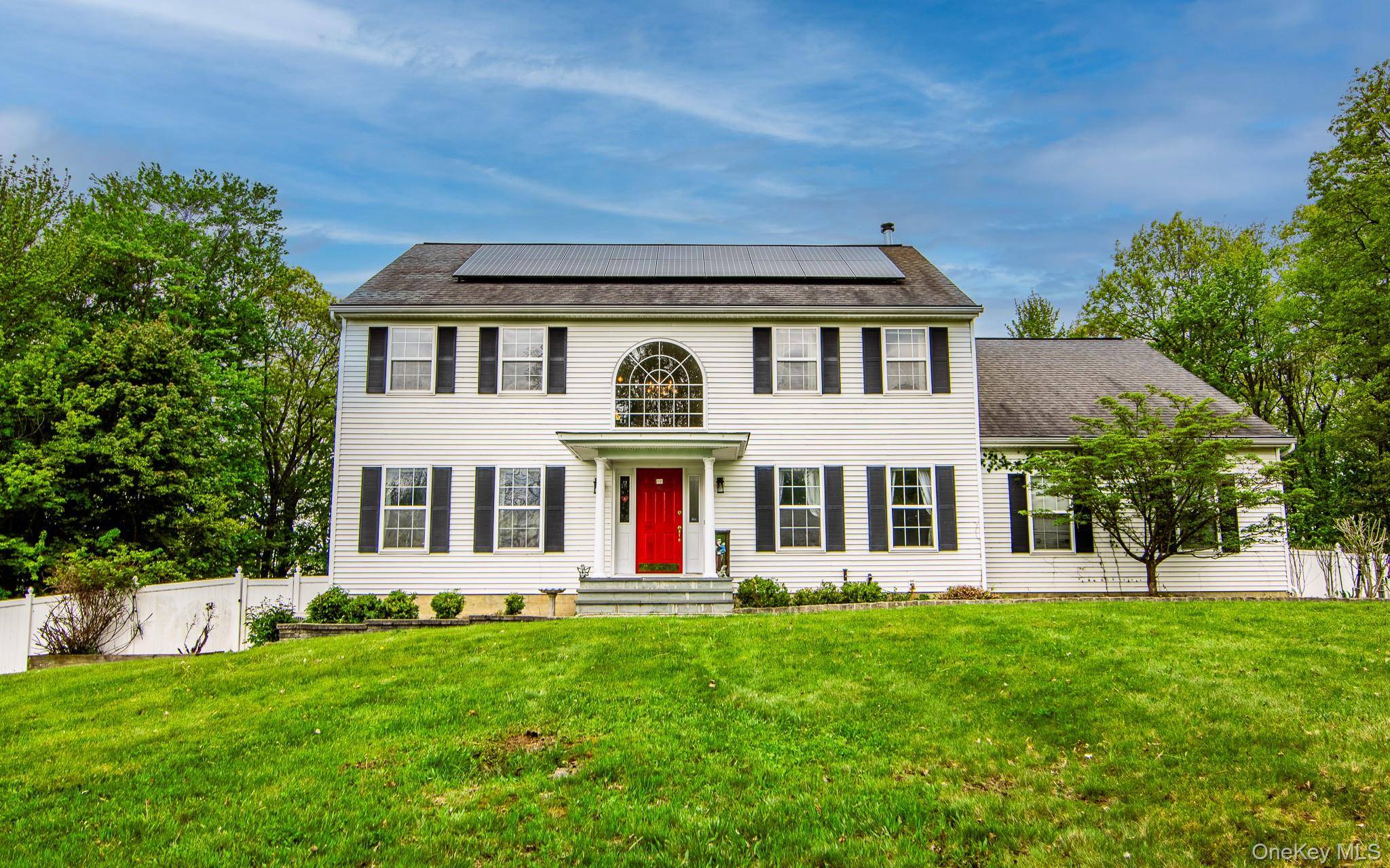 Casa com 4 Quartos à Venda em Wallkill - Nova Iorque - EUA - 1