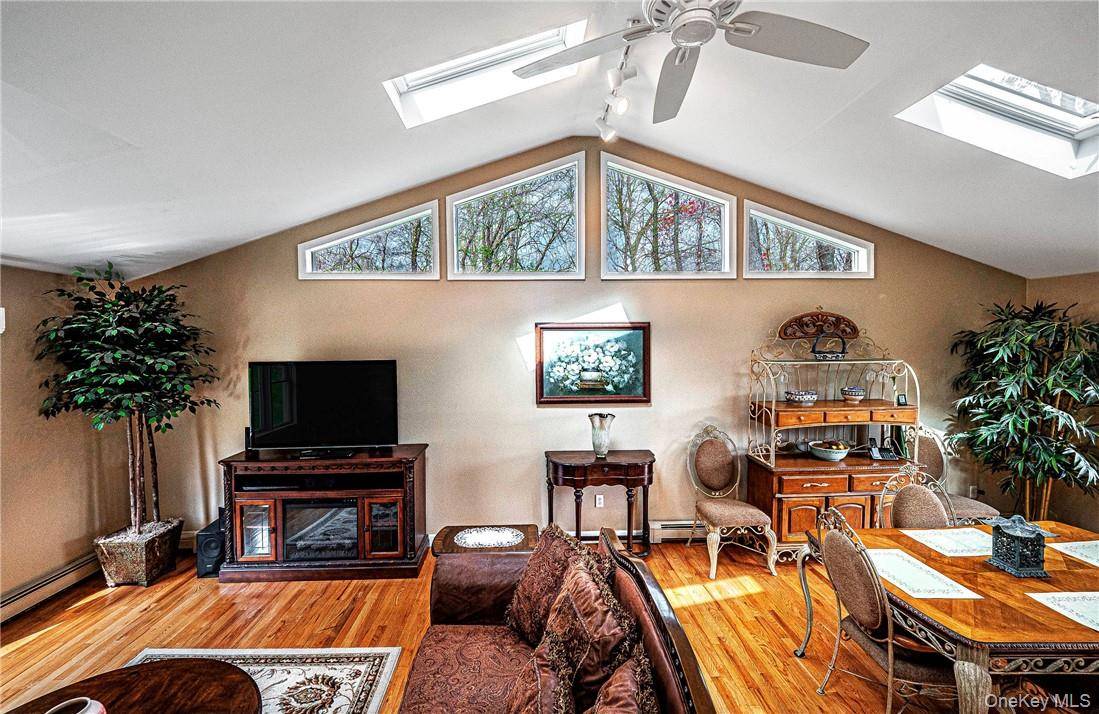 Casa de 4 Dormitorios en Venta en Warwick - Nueva York - EE. UU. - 5