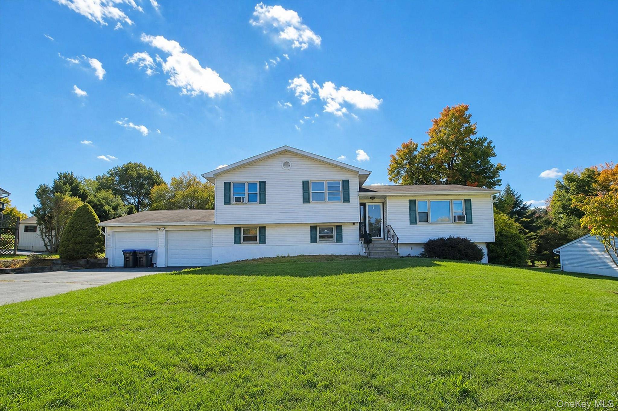 Casa com 4 Quartos à Venda em Washingtonville - Nova Iorque - EUA - 2