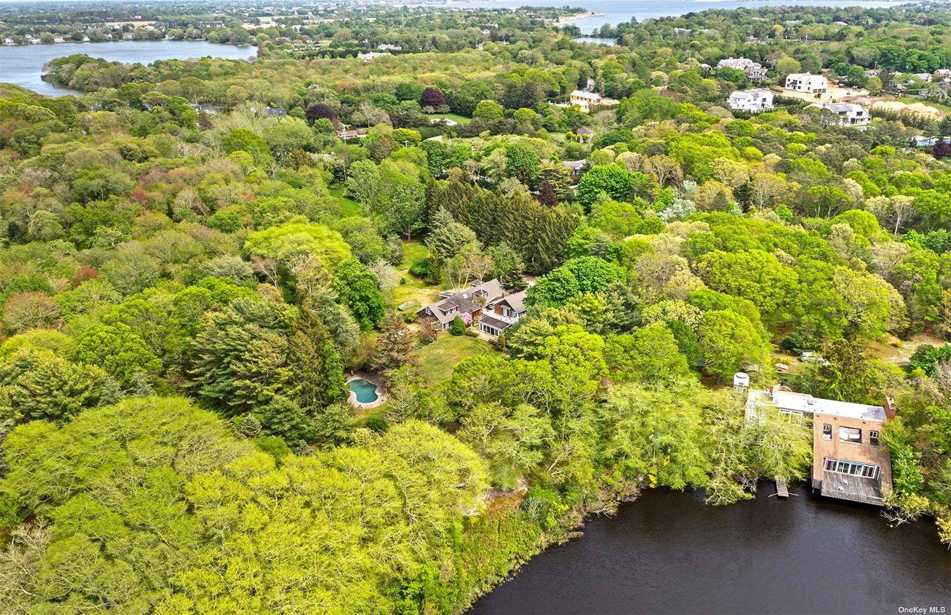 Casa com 4 Quartos à Venda em Water Mill - Nova Iorque - EUA - 2