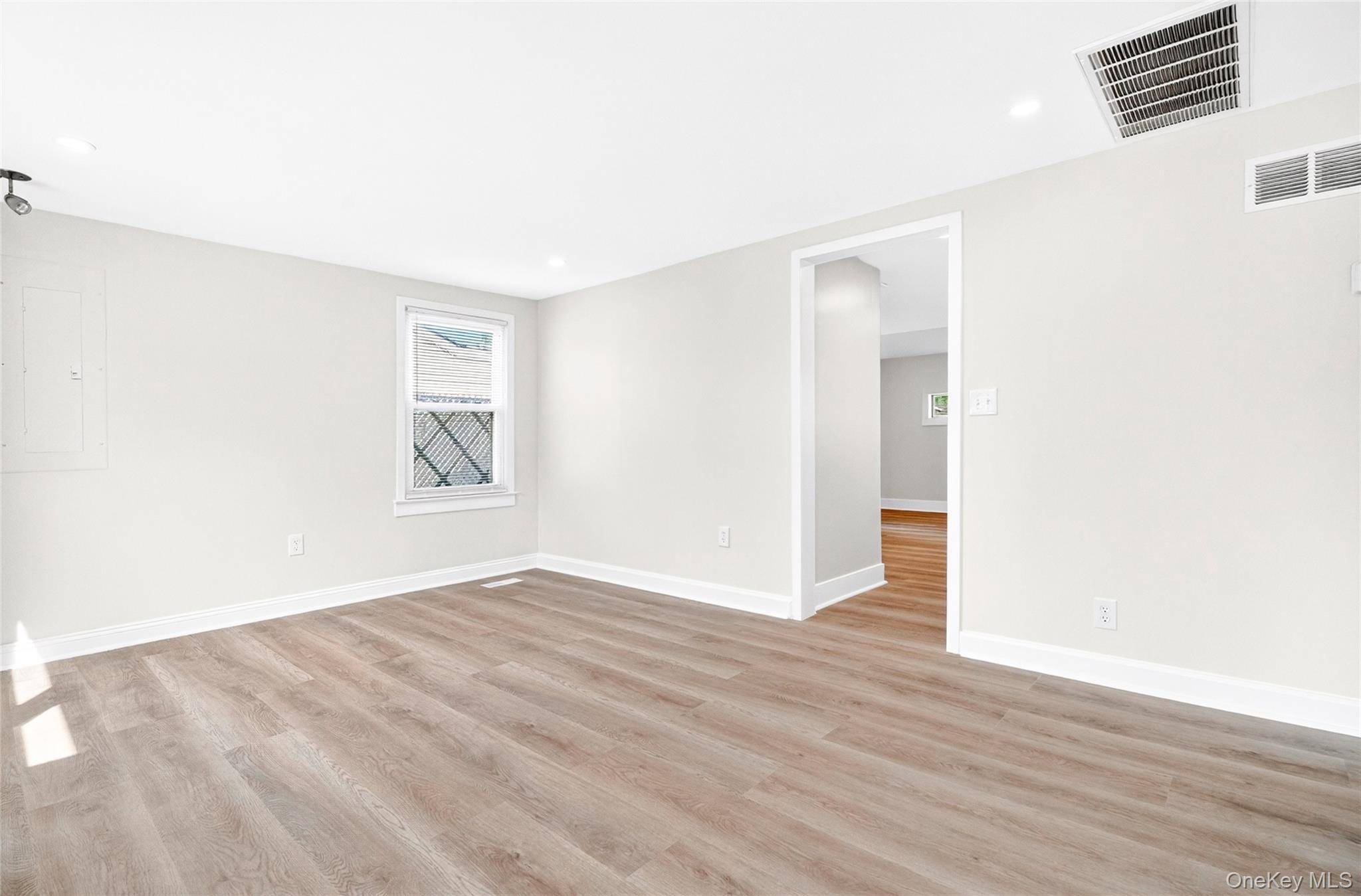 Casa com 4 Quartos à Venda em West Haverstraw - Nova Iorque - EUA - 3