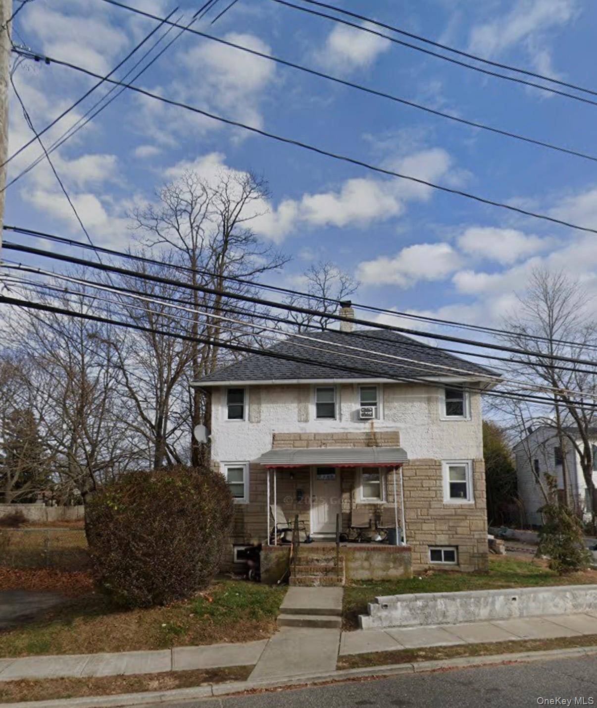 Casa com 4 Quartos à Venda em West Islip - Nova Iorque - EUA - 1