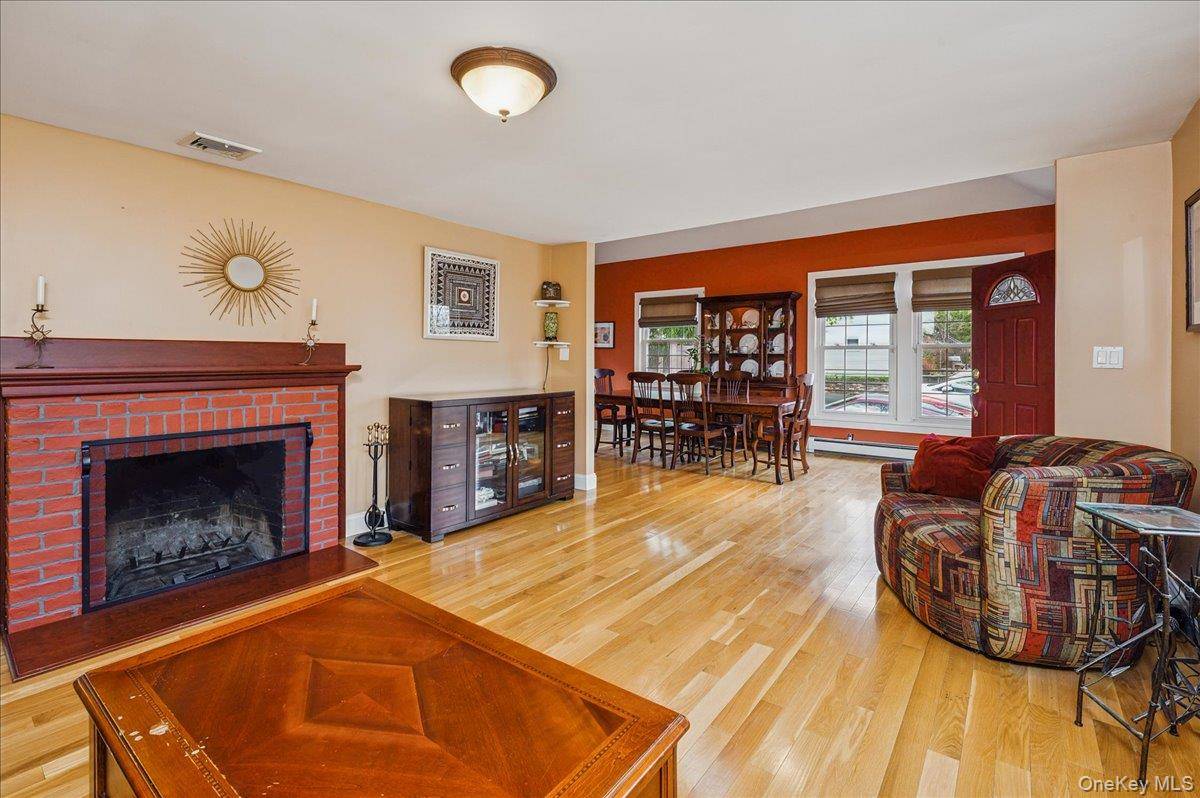 4 Bedroom Home for Sale in West Nyack - New York - USA - 8