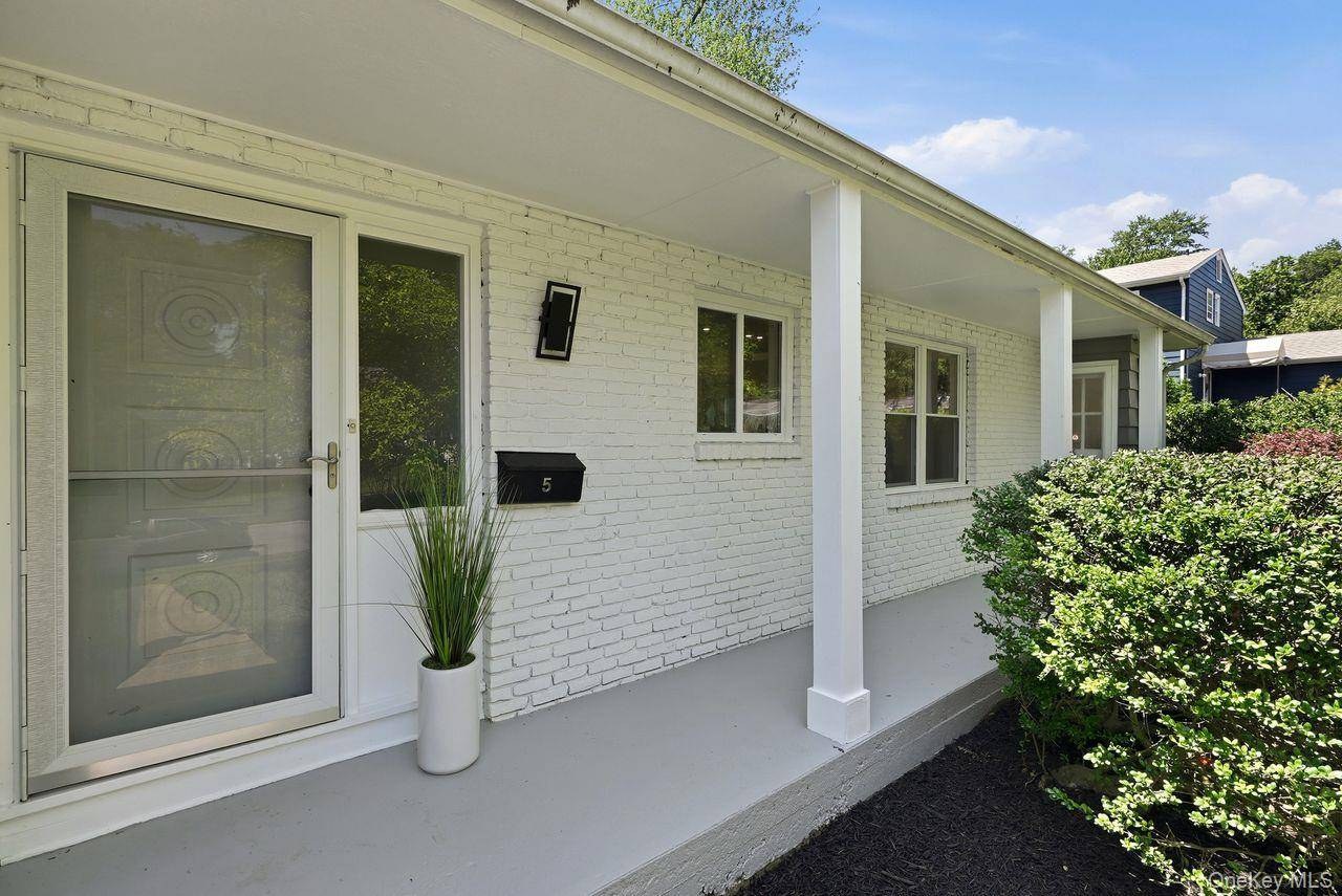 Casa com 4 Quartos à Venda em West Nyack - Nova Iorque - EUA - 4