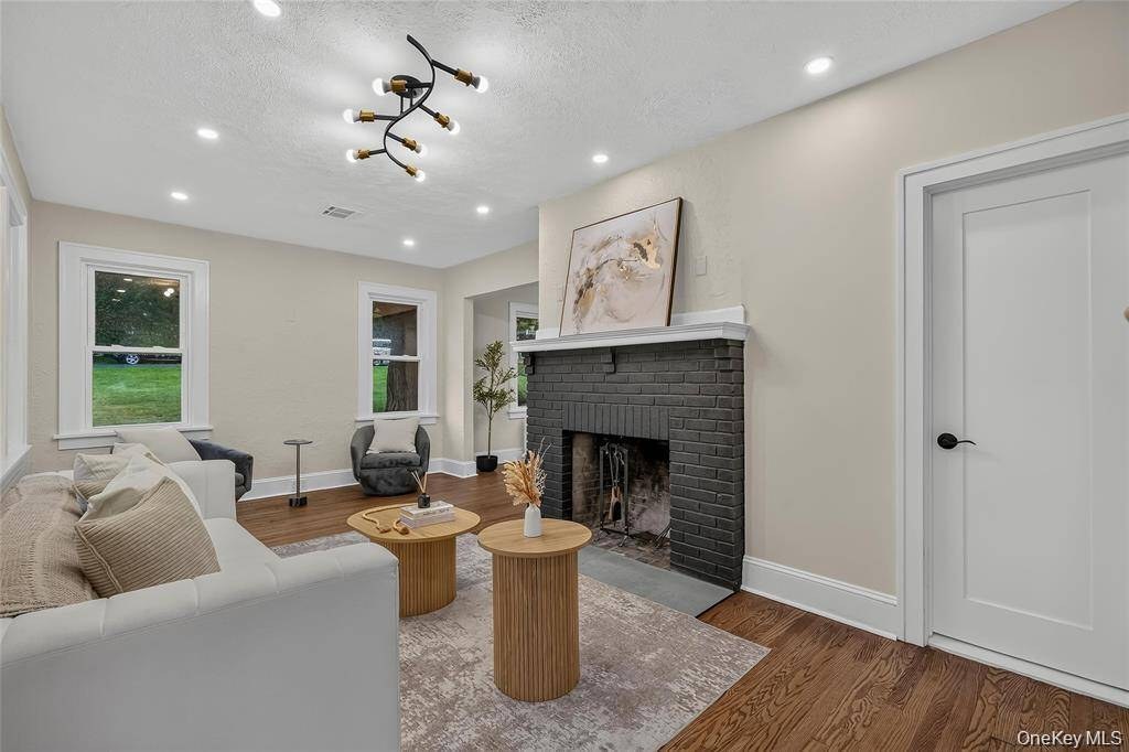 Casa com 4 Quartos à Venda em West Nyack - Nova Iorque - EUA - 5