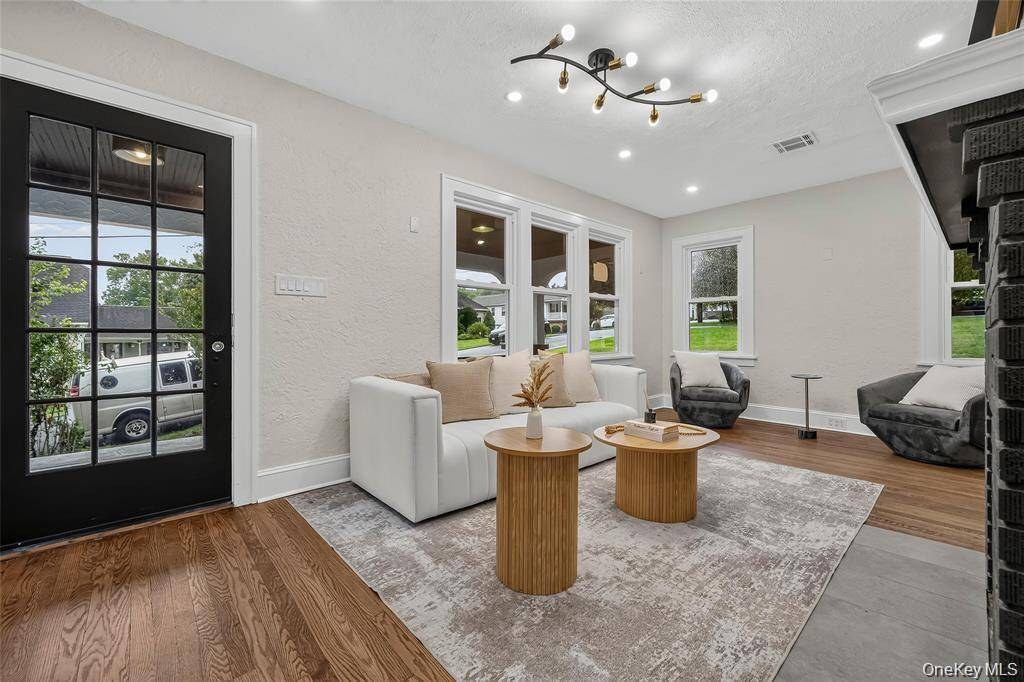 Casa com 4 Quartos à Venda em West Nyack - Nova Iorque - EUA - 6