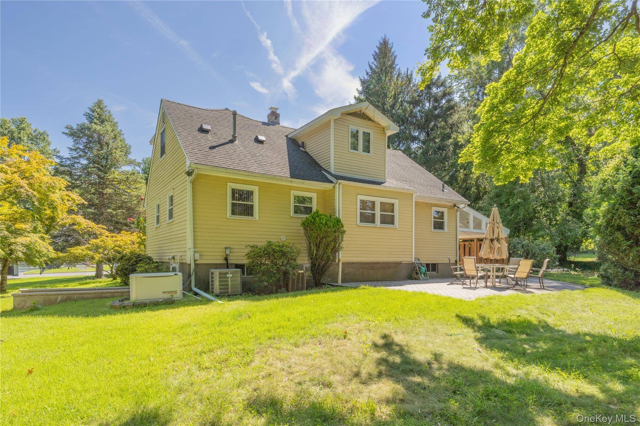 Casa com 4 Quartos à Venda em West Nyack - Nova Iorque - EUA - 8