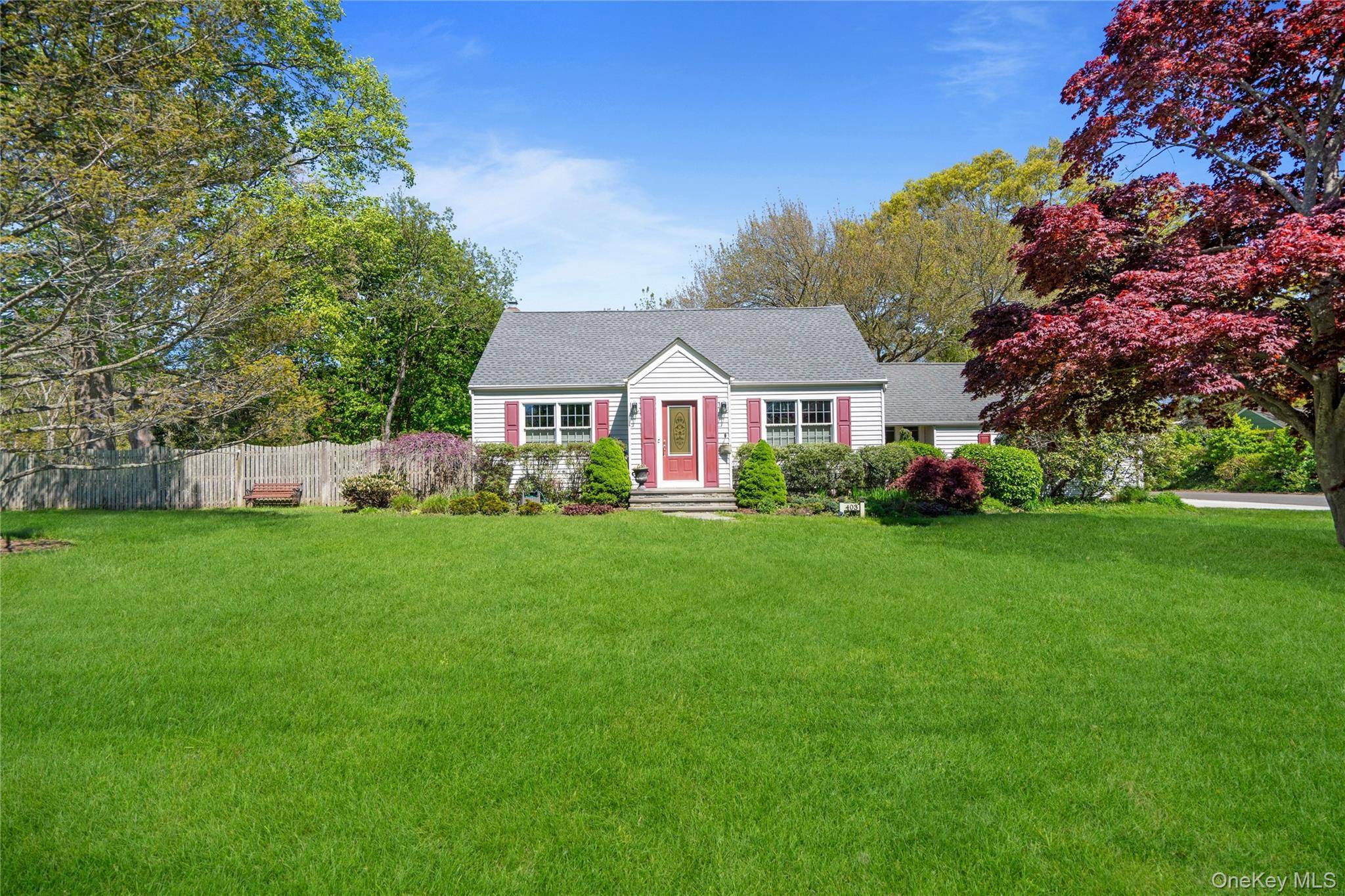Casa com 4 Quartos à Venda em West Sayville - Nova Iorque - EUA - 1