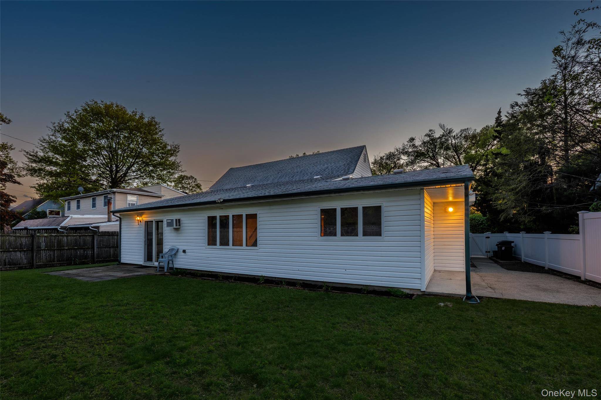 Casa com 4 Quartos à Venda em Westbury - Nova Iorque - EUA - 4