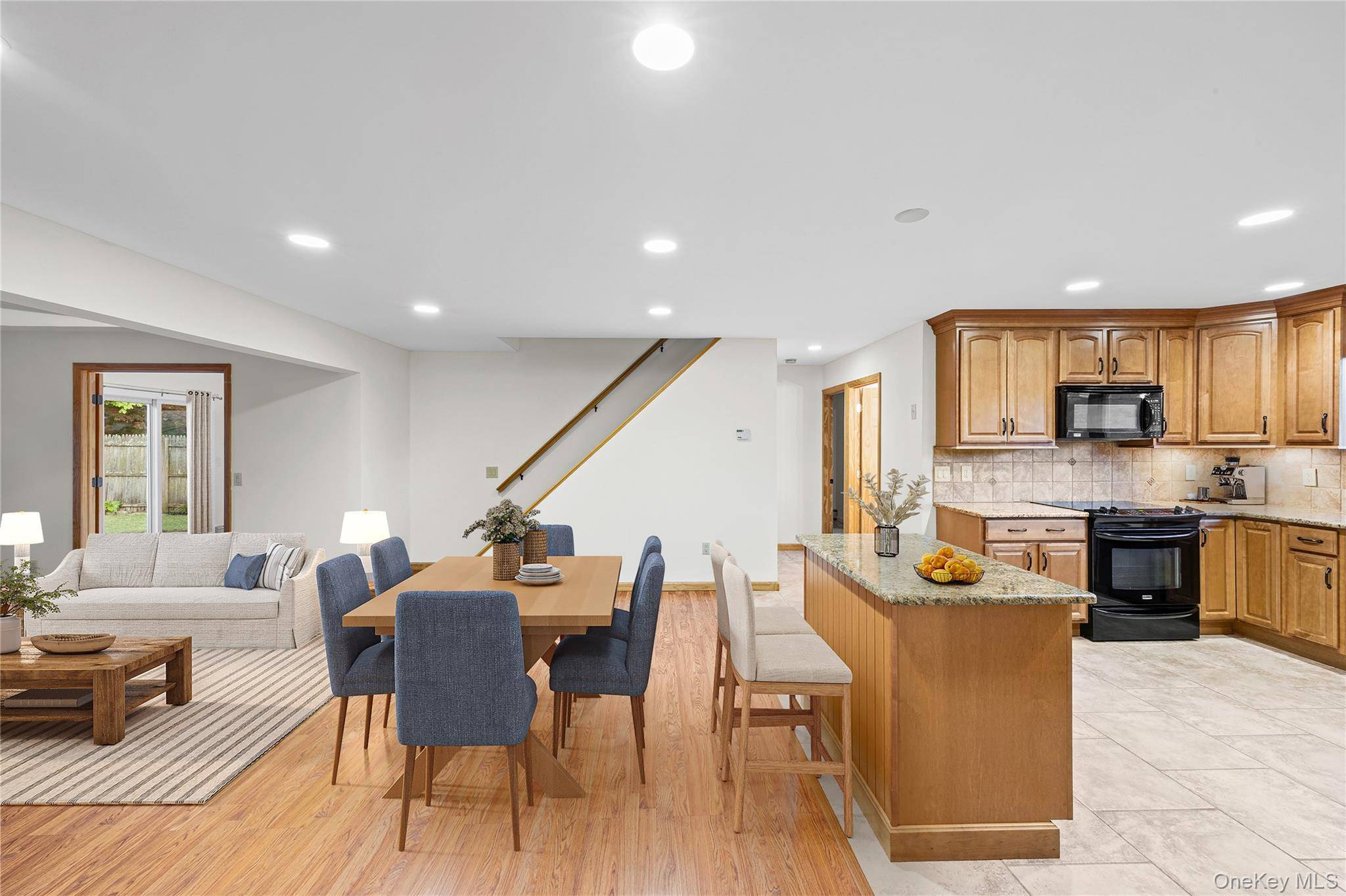 Casa com 4 Quartos à Venda em Westbury - Nova Iorque - EUA - 8