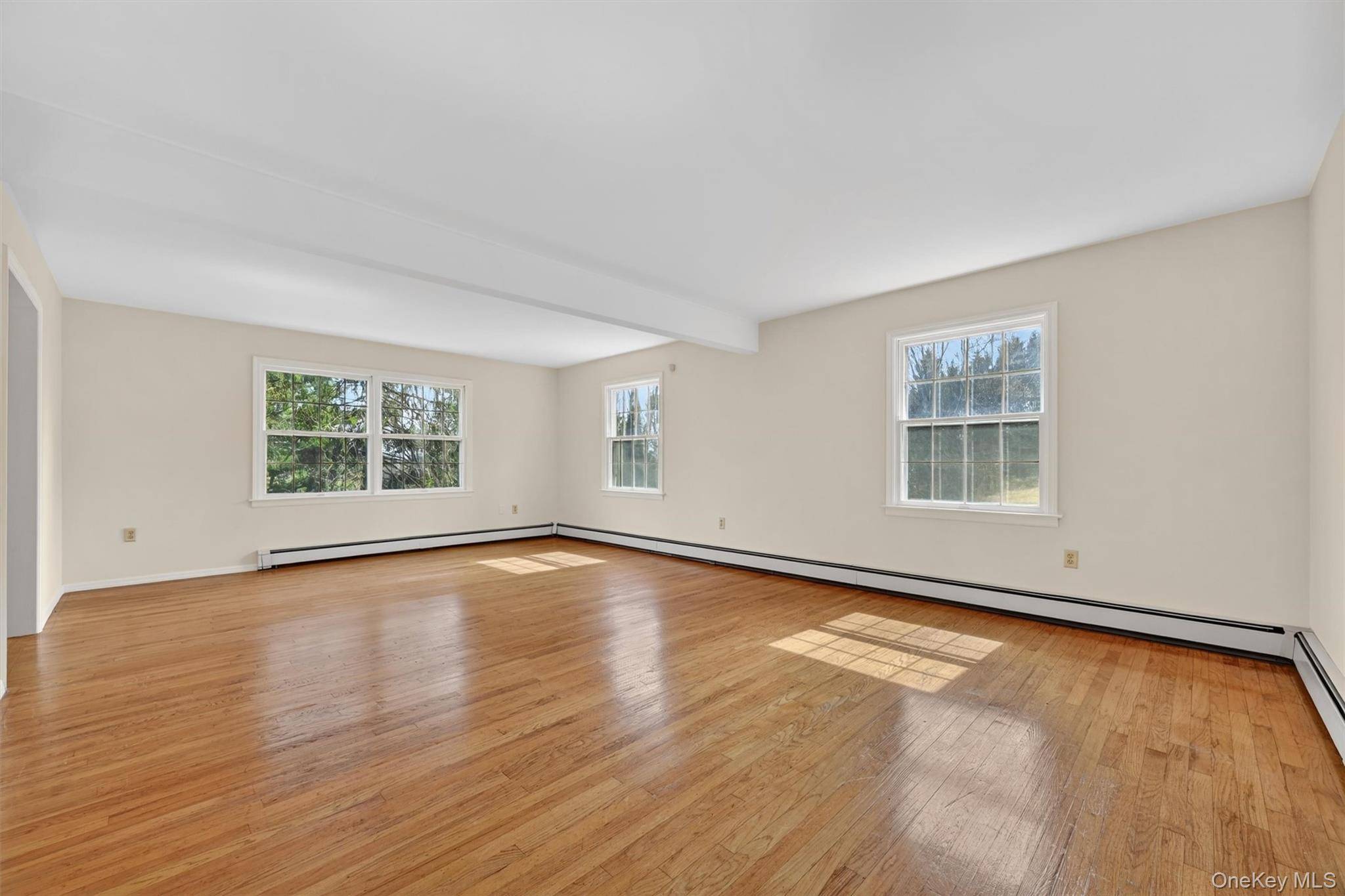 4 Bedroom Home for Sale in Westtown - New York - USA - 8