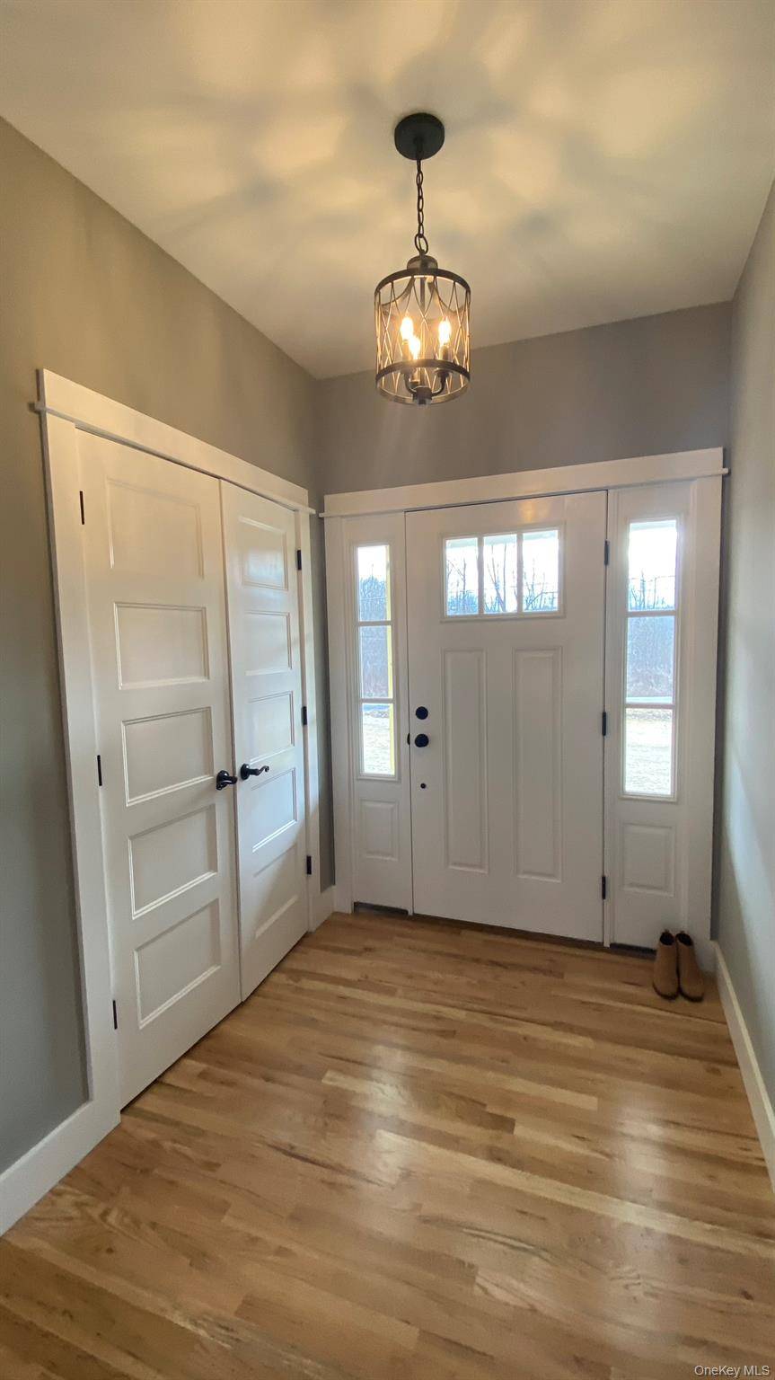 4 Bedroom Home for Sale in Westtown - New York - USA - 6