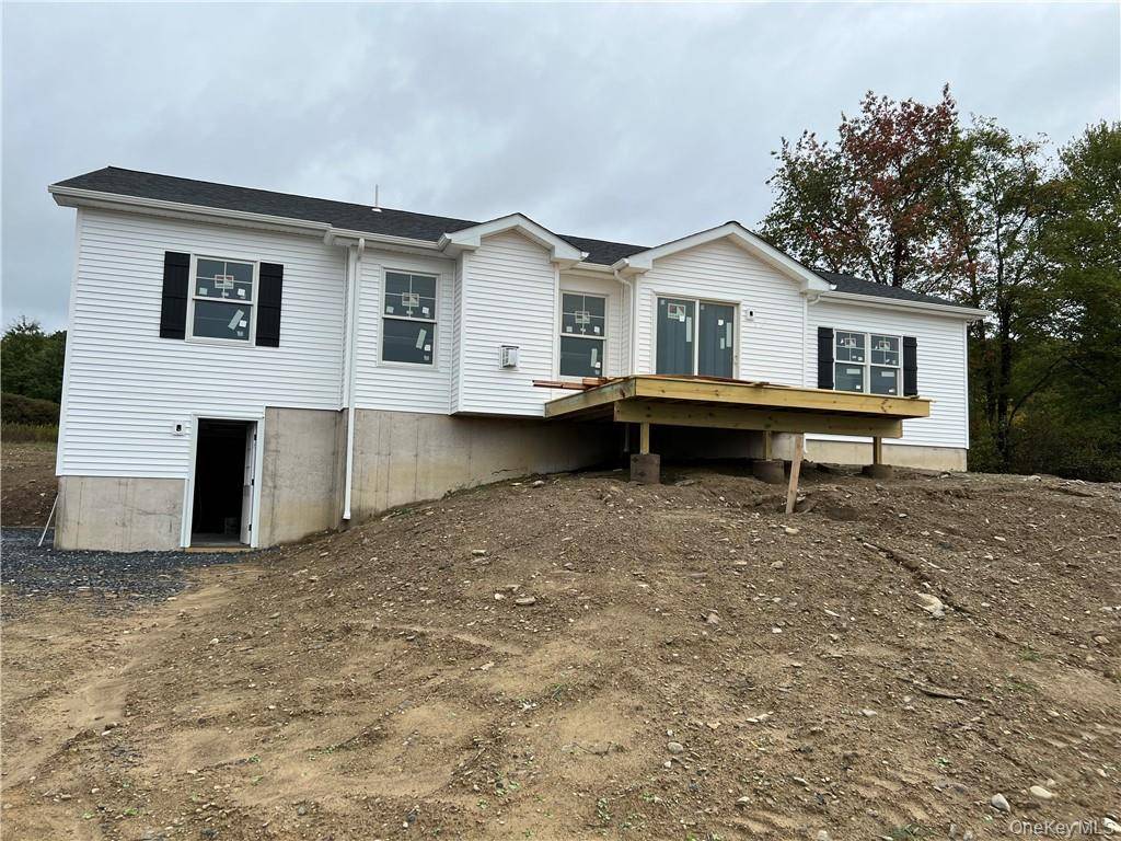 4 Bedroom Home for Sale in Westtown - New York - USA - 2