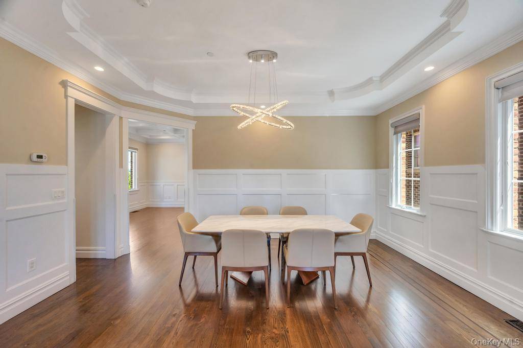 Casa de 4 Dormitorios en Venta en Whitestone - Nueva York - EE. UU. - 6