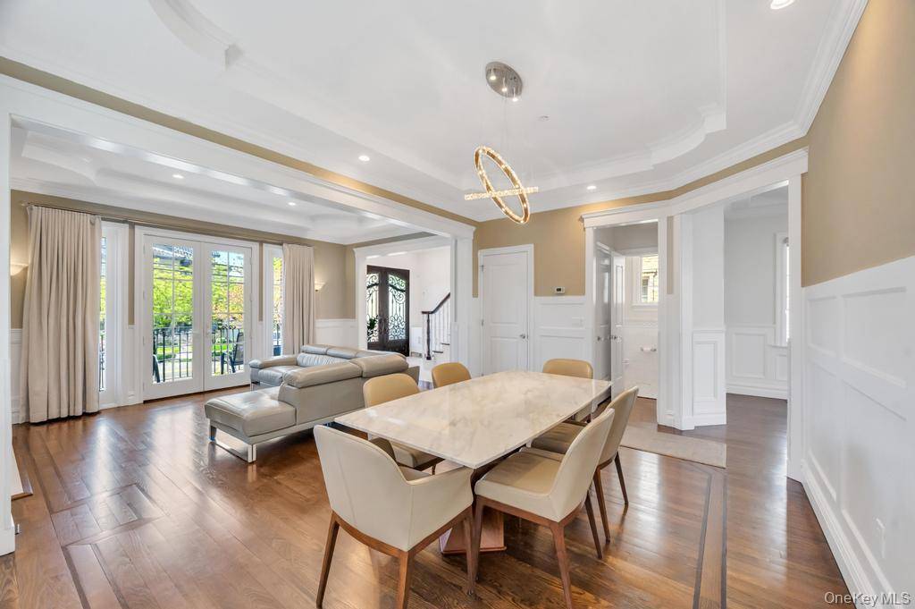 Casa de 4 Dormitorios en Venta en Whitestone - Nueva York - EE. UU. - 7