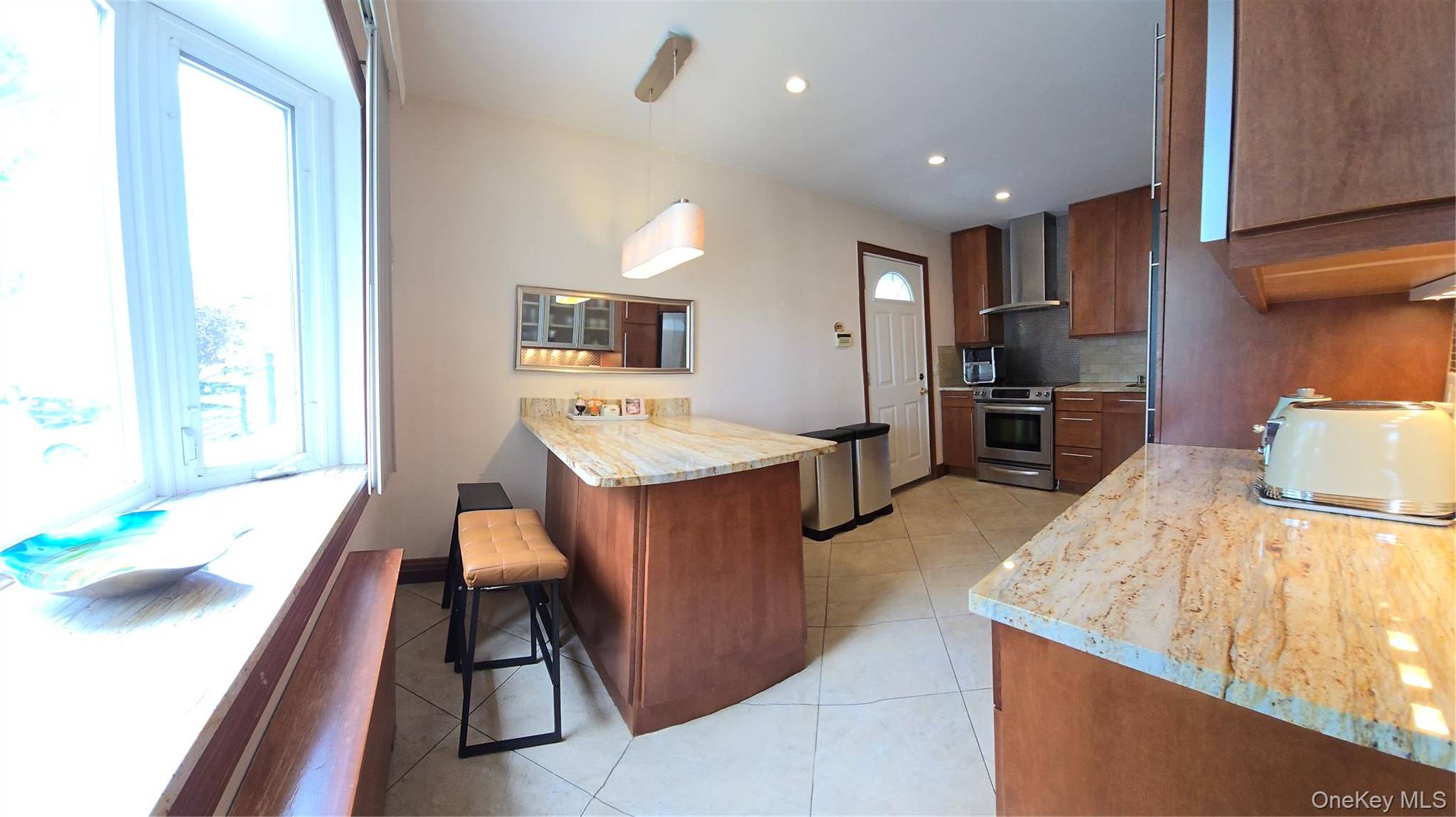 Casa com 4 Quartos à Venda em Whitestone - Nova Iorque - EUA - 8