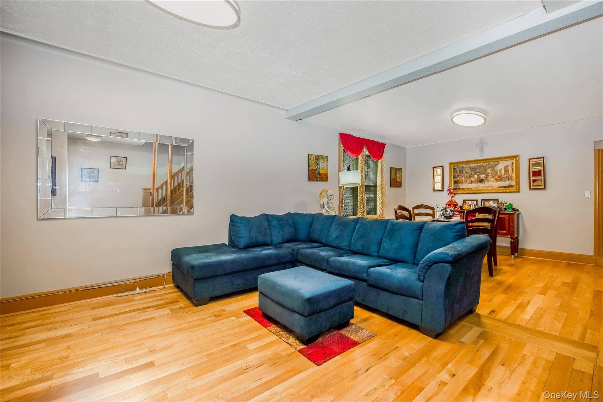 4 Bedroom Home for Sale in Woodhaven - New York - USA - 6