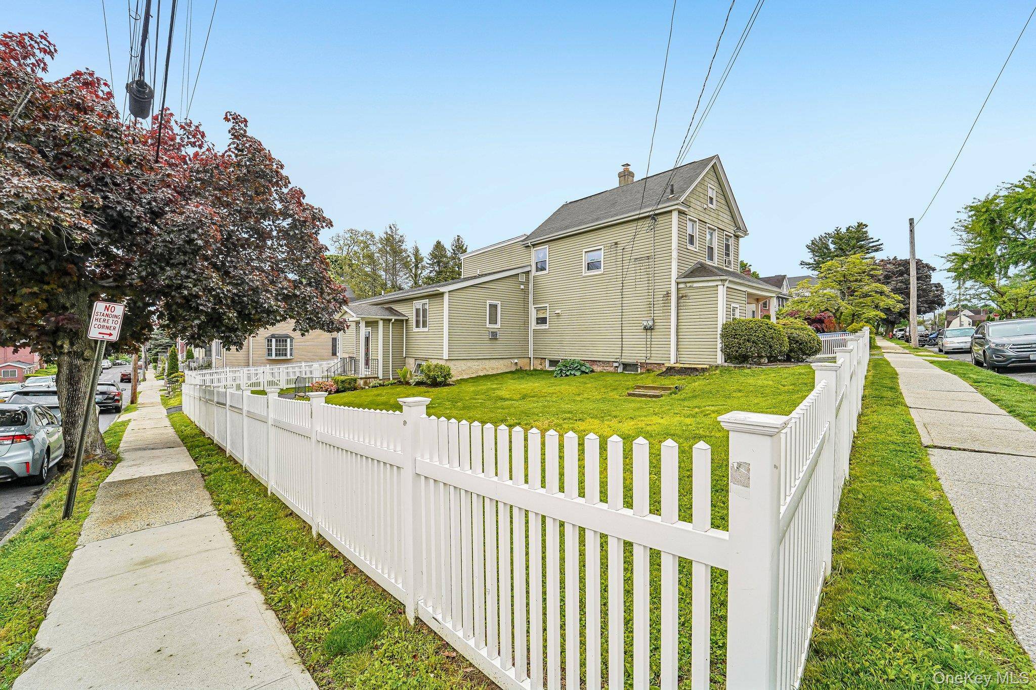 Casa de 4 Dormitorios en Venta en Yonkers - Nueva York - EE. UU. - 3