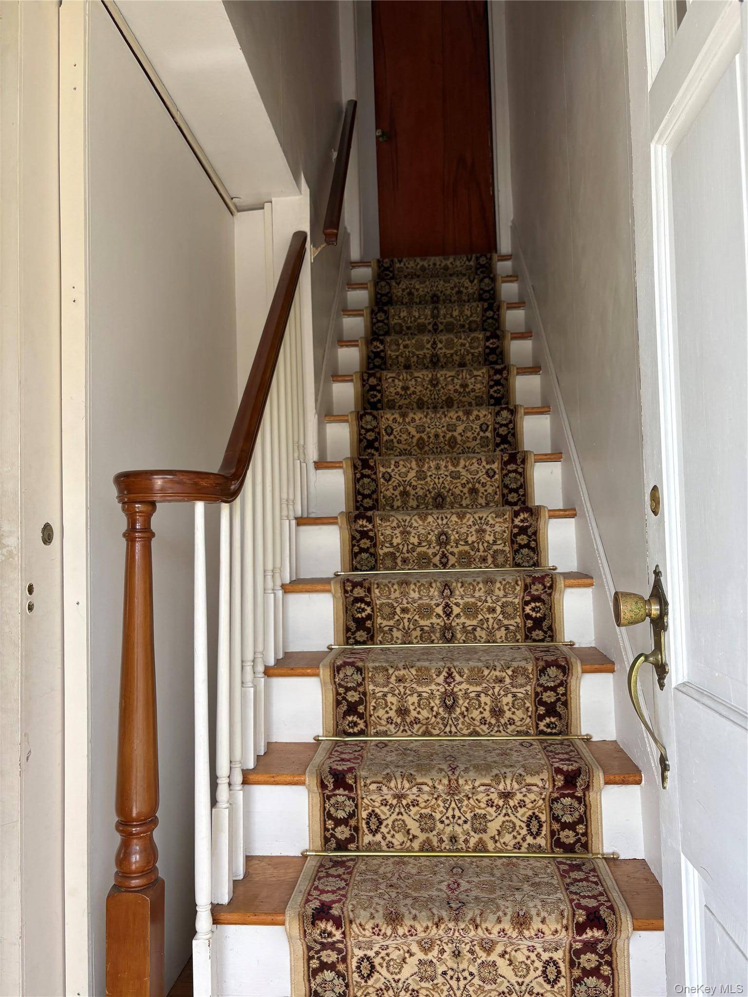 4 Bedroom Home for Sale in Yonkers - New York - USA - 3