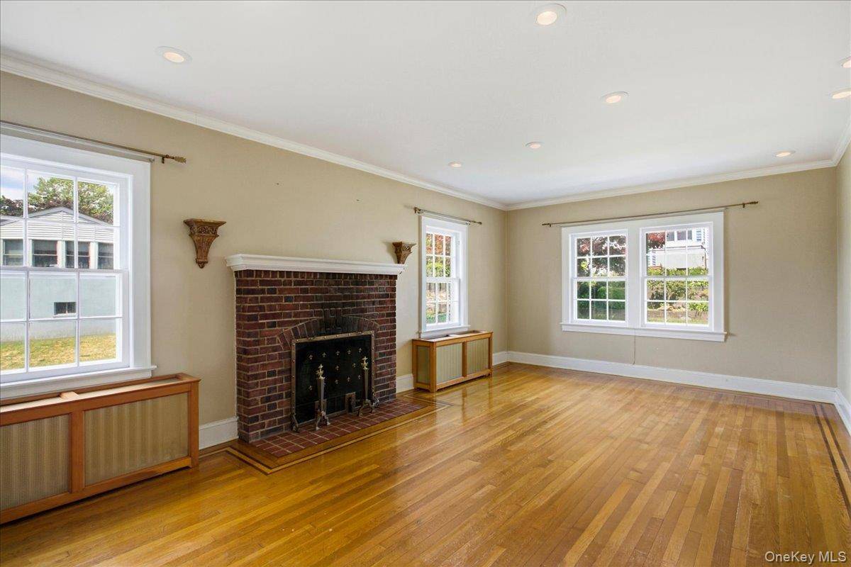 Casa com 4 Quartos à Venda em Yonkers - Nova Iorque - EUA - 4