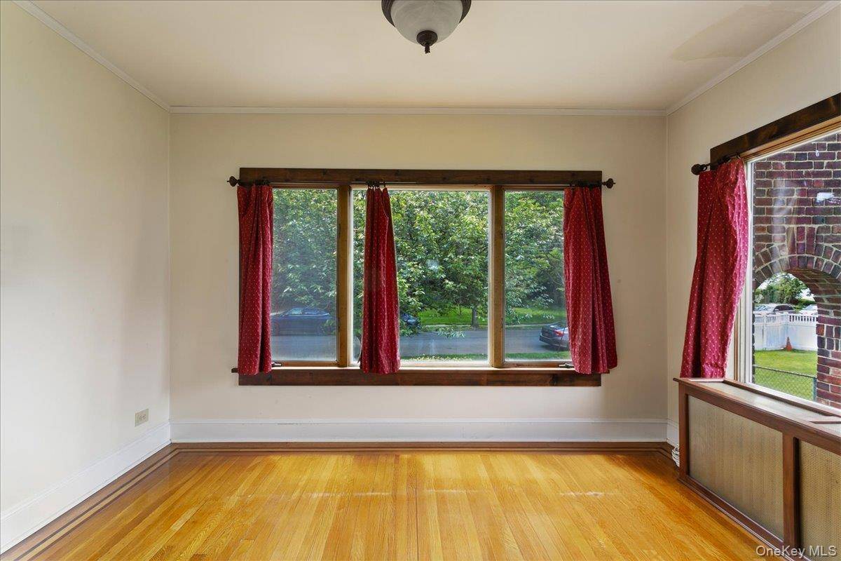 Casa com 4 Quartos à Venda em Yonkers - Nova Iorque - EUA - 7